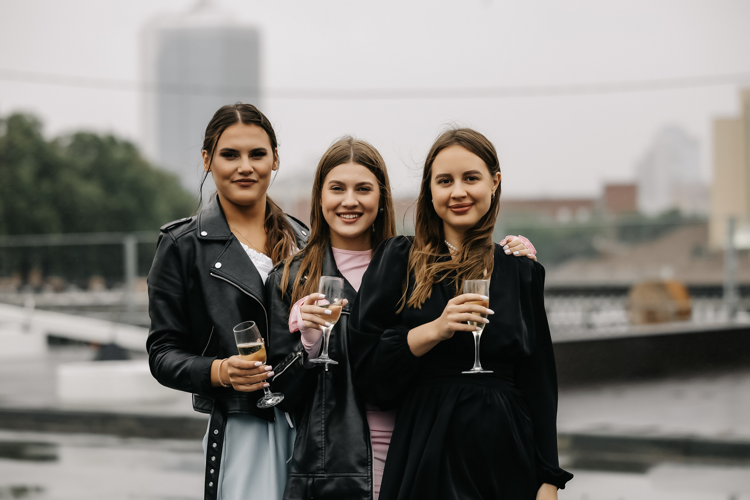 Dmitry & Daria. Фотограф свадебный, репортажный, индивидуальный, фото для маркетплейсов, брендов, автосалонов