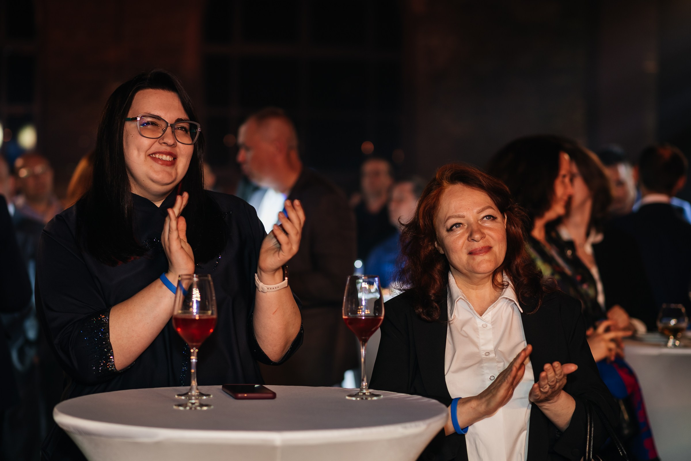 Репортажная фотосъёмка в Брусницын Холле. Свадебный фотограф в Санкт-Петербурге Венера Ахметова