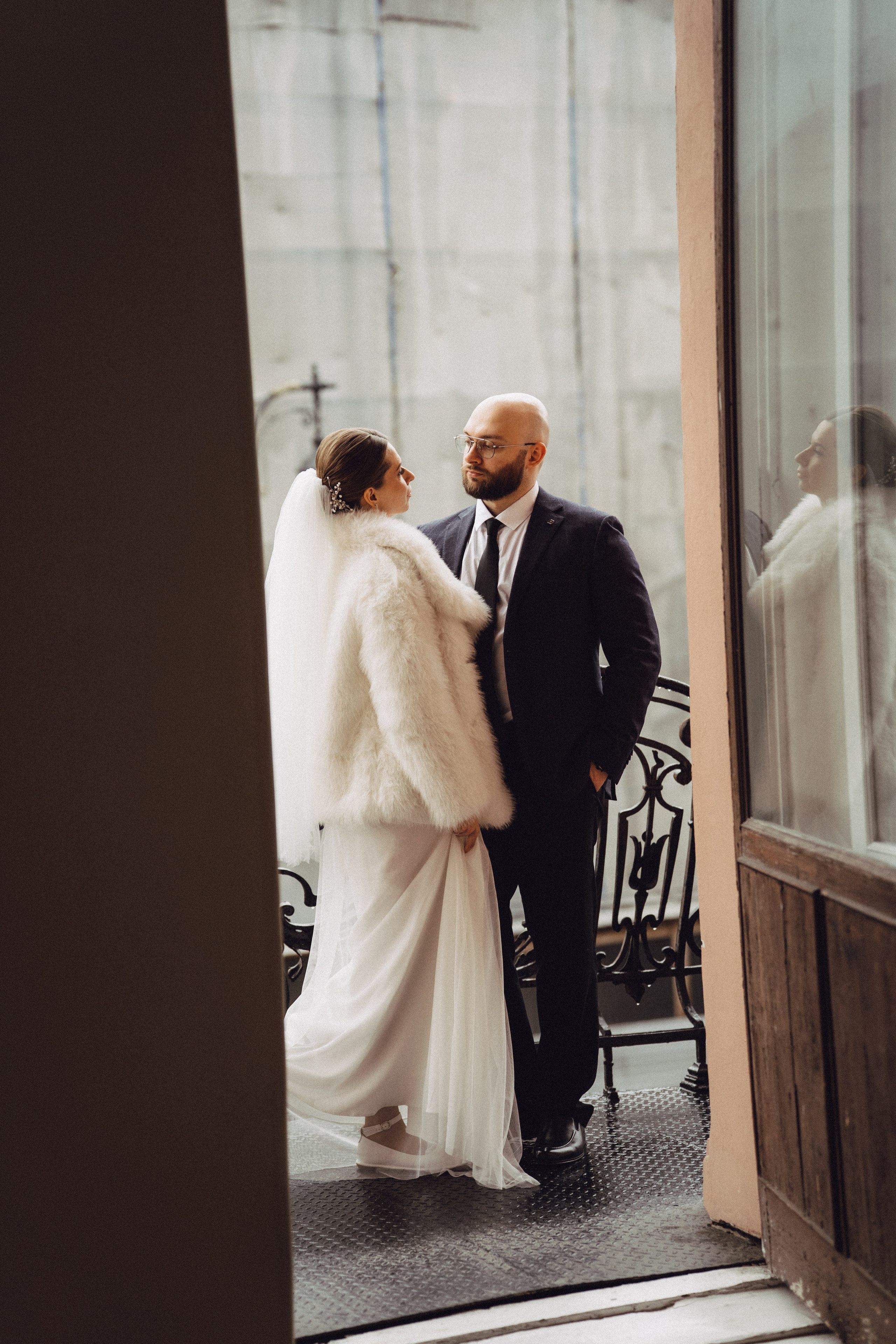 СВАДЕБНАЯ СЬЕМКА ВО ВТОРОМ ДВОРЦЕ (ДЕКАБРЬ) ТАКЖЕ СЬЕМКА В СТУДИИ НА ЧЕРНЫШЕВСКОЙ. Профессиональный фотограф, Санкт-Петербург — Виктория Богомолова