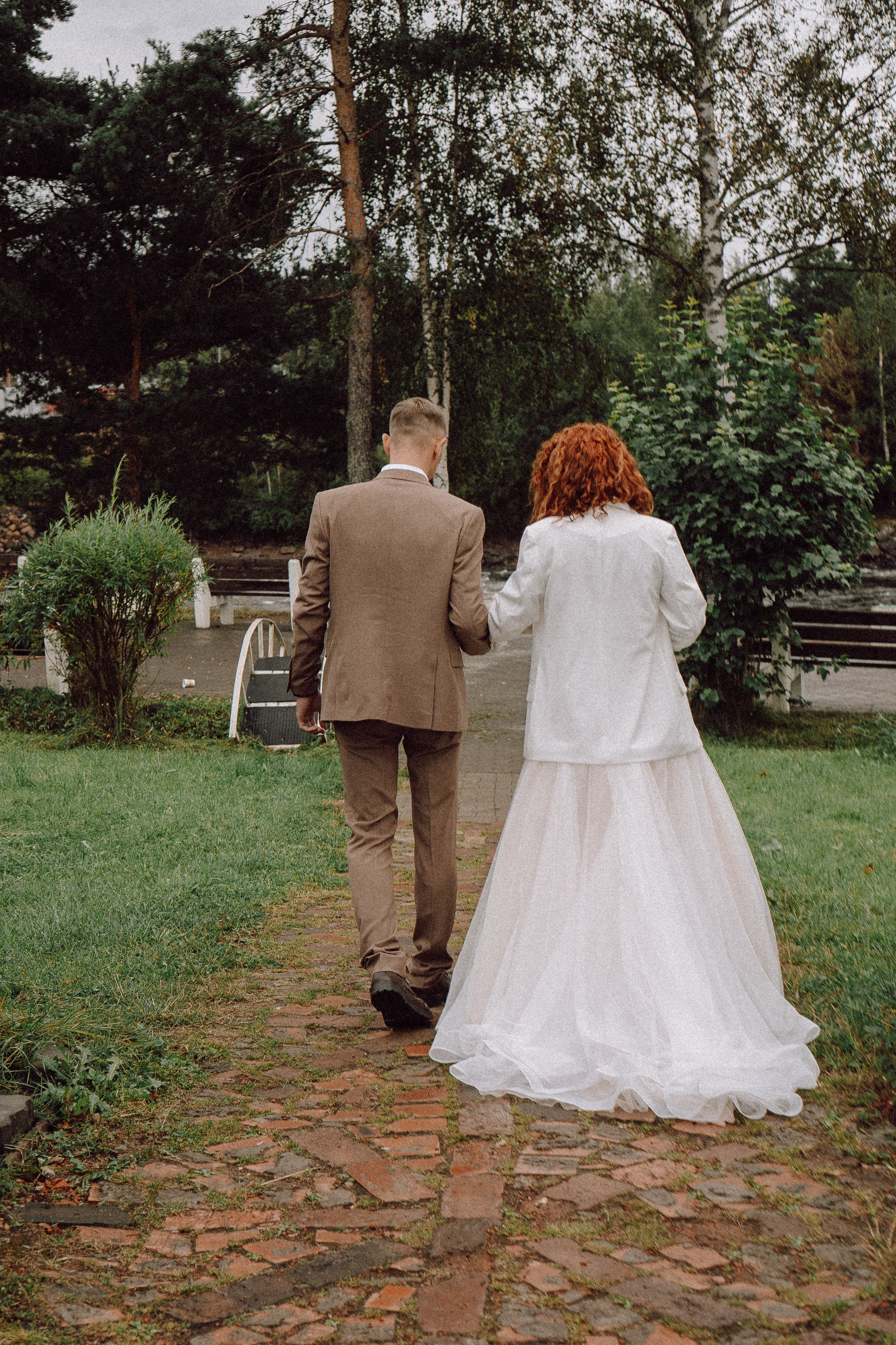 СВАДЕБНАЯ ФОТОСЕССИИЯ ПАРЫ В ГОРОДЕ ПРИОЗЕРСК В СОСНОВОМ ЛЕСУ И С ПИКАПОМ. Профессиональный фотограф, Санкт-Петербург — Виктория Богомолова