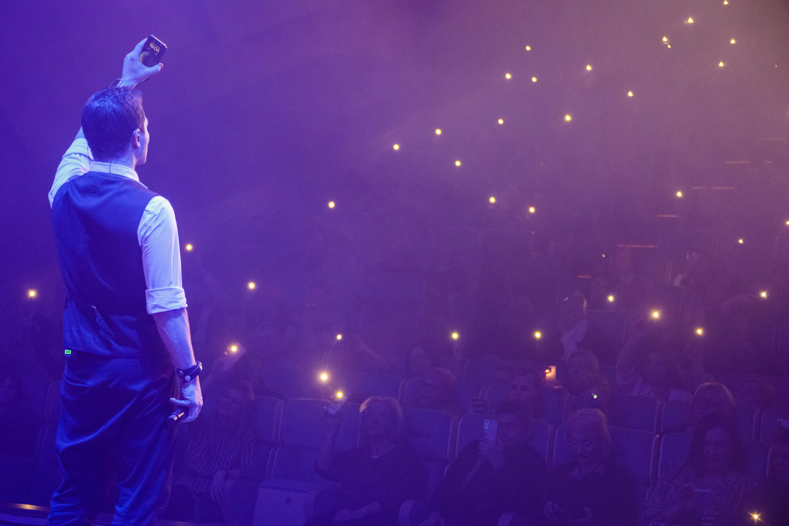 Концертное. ЧБ Фотограф Ольга Лесли