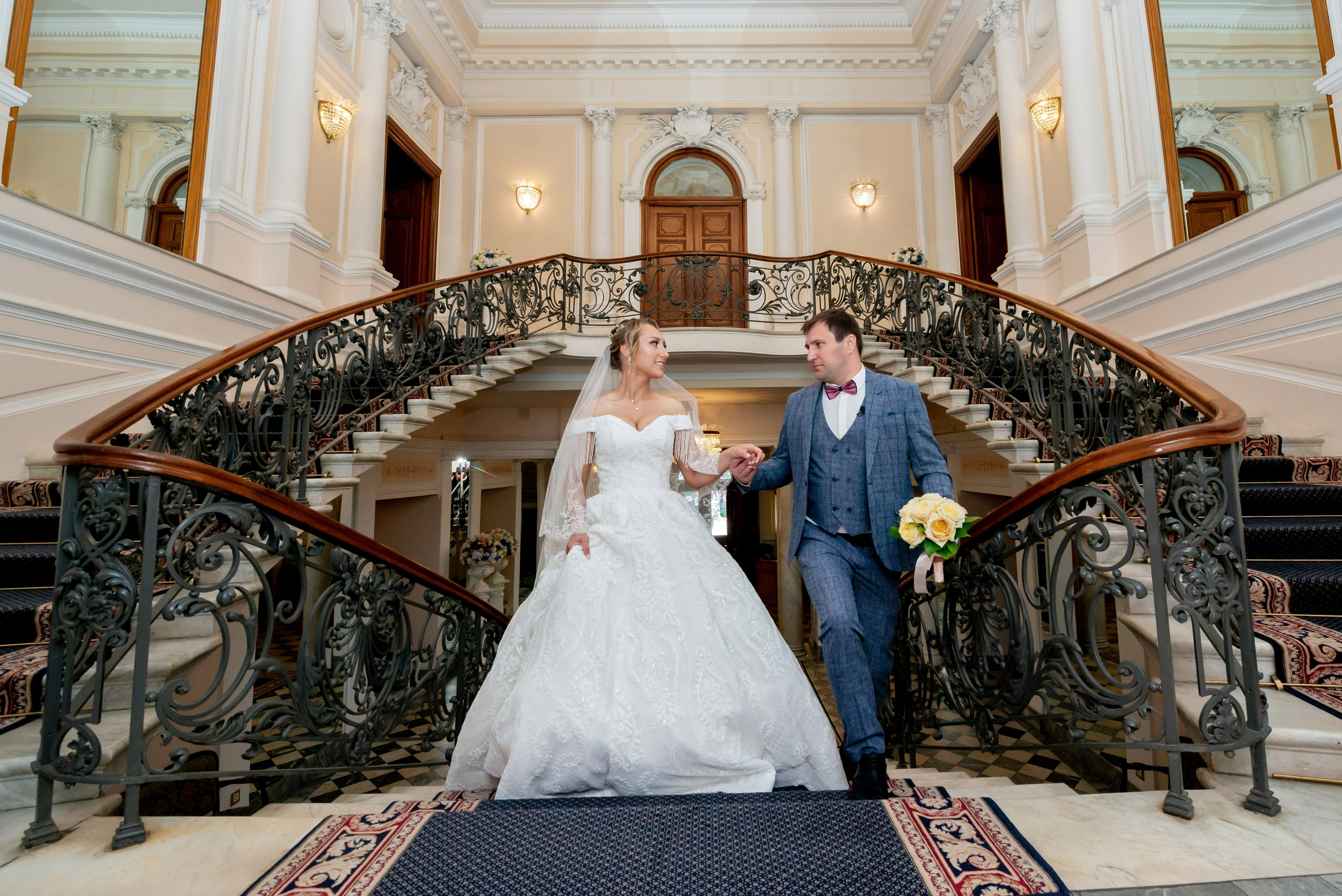 Анастасия и Игорь (фотосессия во Втором Дворце Бракосочетания, Польский сад, здание городской Ратуши). Портретный, семейный и свадебный фотограф в Санкт-Петербурге и в Пушкине Ширяев Денис