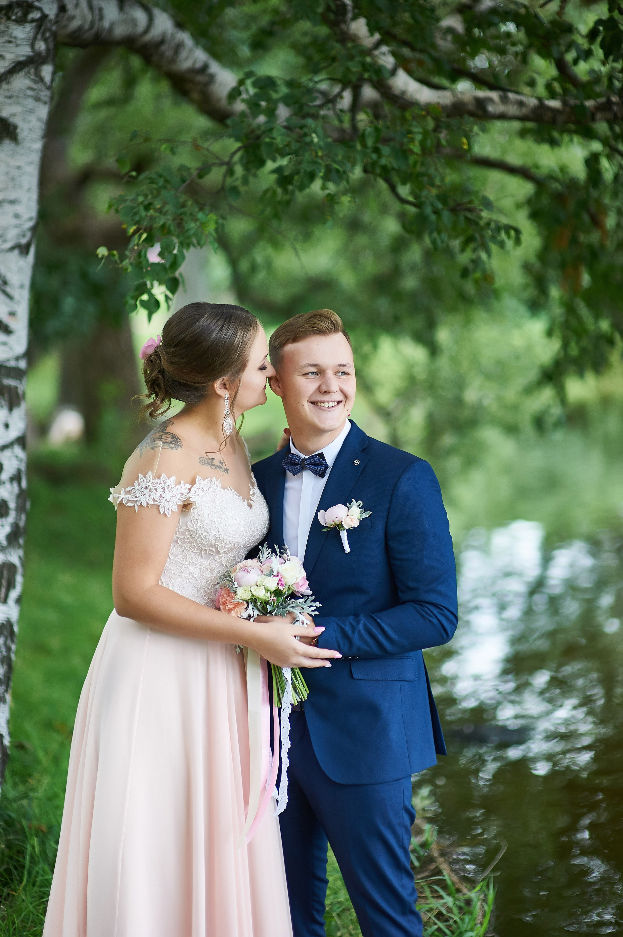 Ульяна и Дмитрий (свадебная прогулка в Сестрорецке под дождем, , фотосессия в верхнем парке Петергофа). Портретный, семейный и свадебный фотограф в Санкт-Петербурге и в Пушкине Ширяев Денис