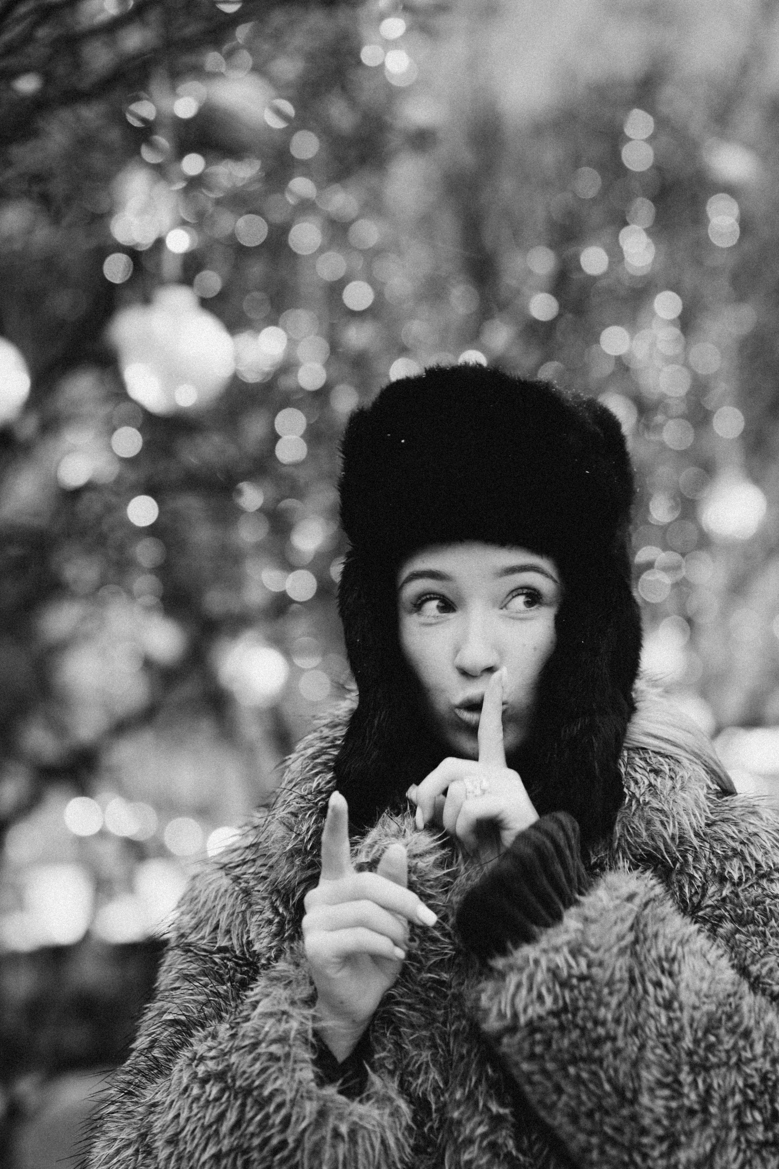 ПРОГУЛКА НА МАНЕЖНОЙ ПЛОЩАДИ ДЛЯ ДЕВУШКИ ПЕРЕД НОВЫМ ГОДОМ (НОВОГОДНЯЯ ФОТОСЕССИИЯ НА МАНЕЖНОЙ ПЛОЩАДИ). Профессиональный фотограф, Санкт-Петербург — Виктория Богомолова