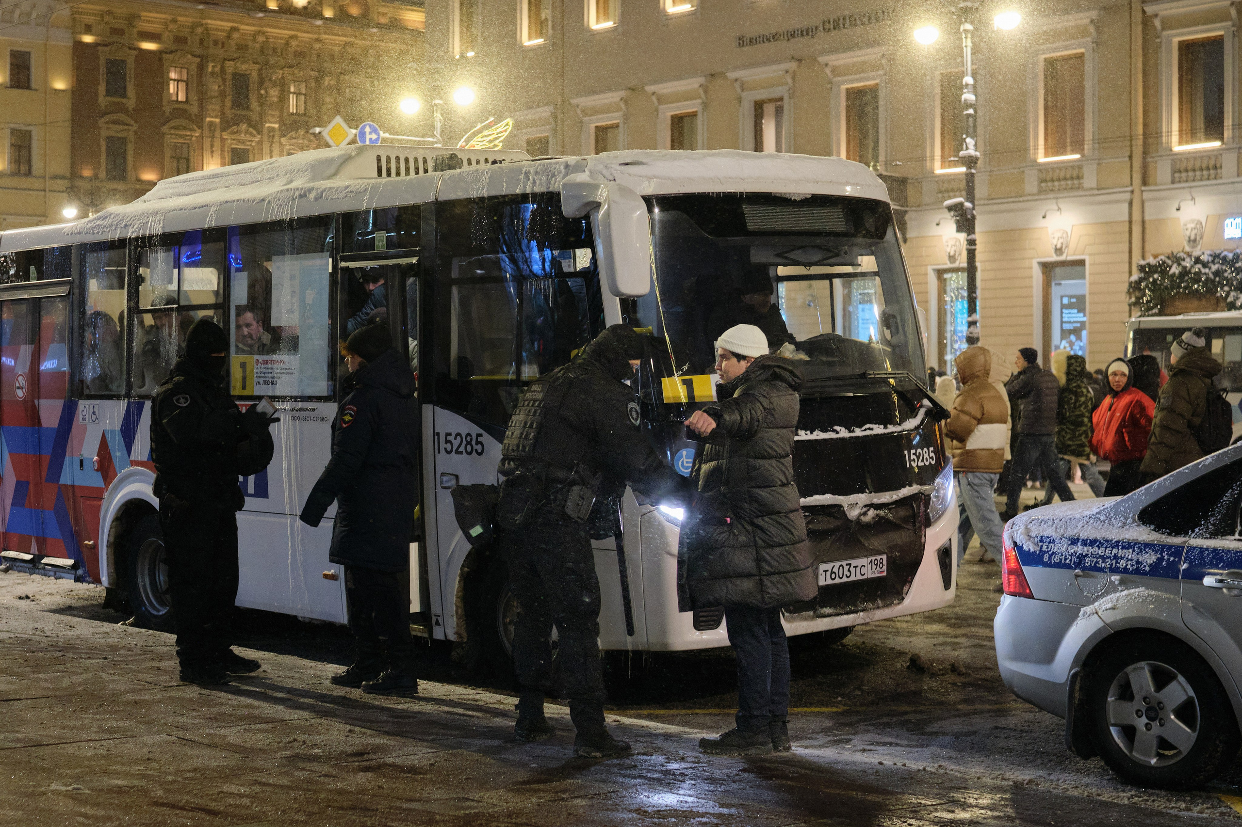 Новогодний репортаж в Санкт-Петербурге | Филипп Линзин. Репортажный и портретный фотограф в Санкт-Петербурге Филипп Линзин