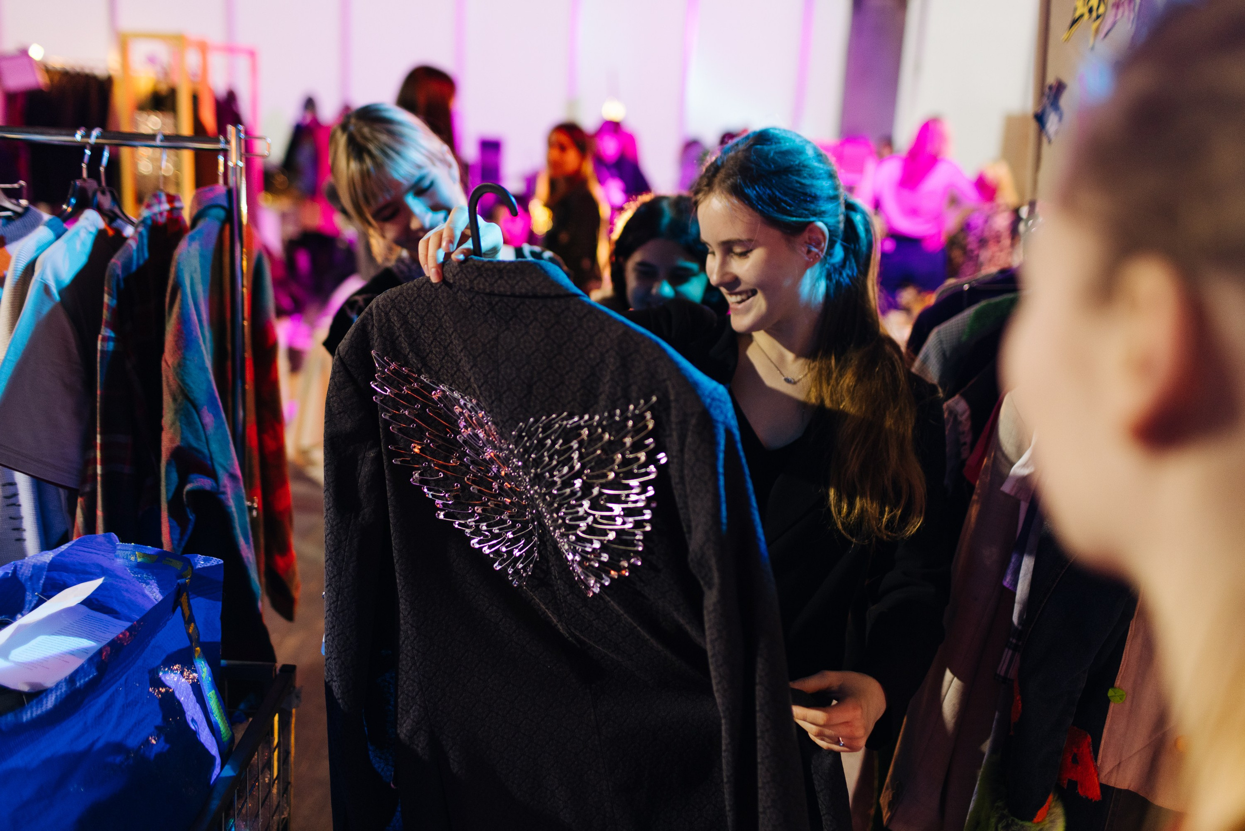 24–25 декабря 2022 в пространстве ПОЛЕ / День 1. Фотоотчеты «Ламбада-маркета»