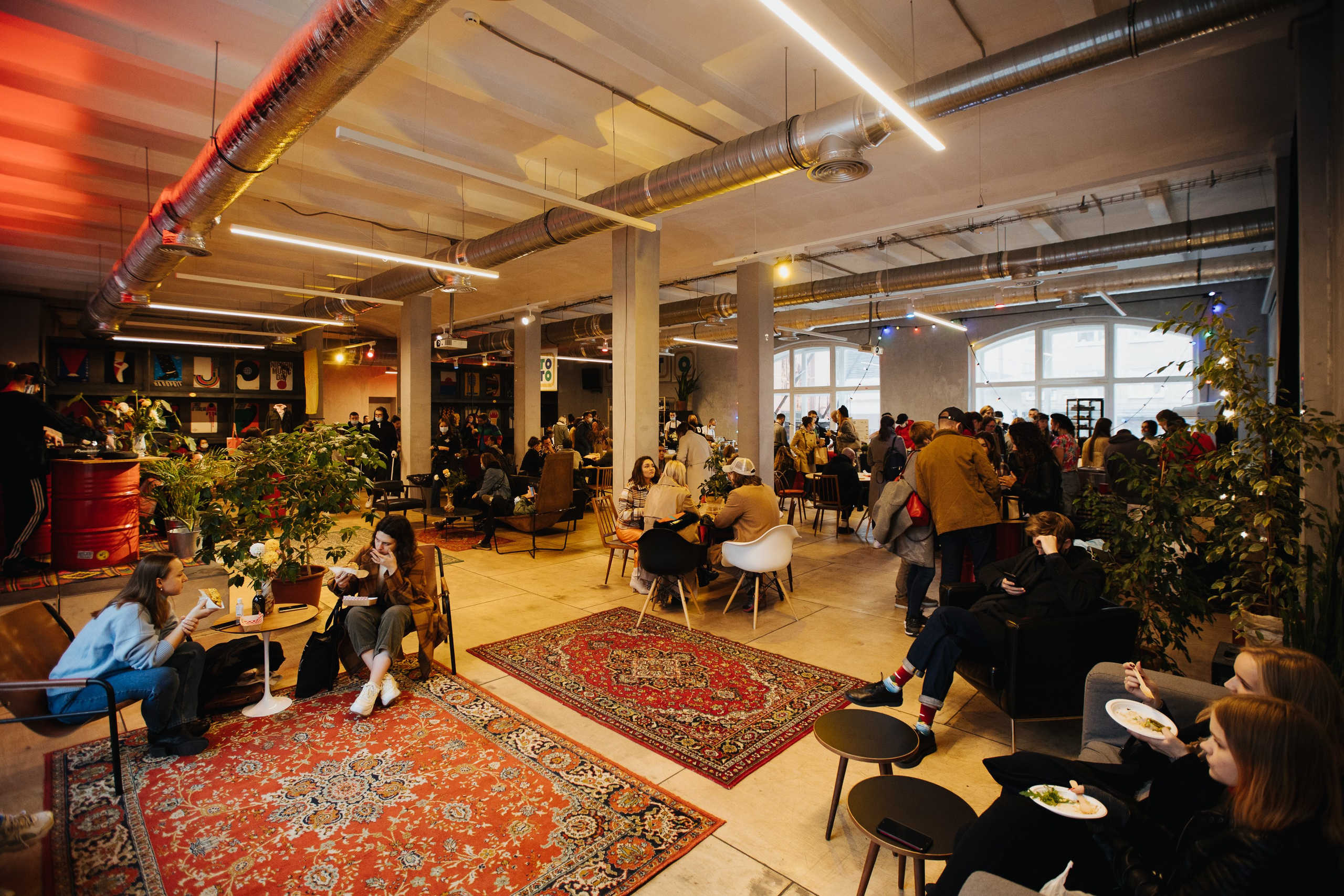 17–18 октября 2020 в «Инлиберти» / фото Валерий Белобеев. Фотоотчеты «Ламбада-маркета»