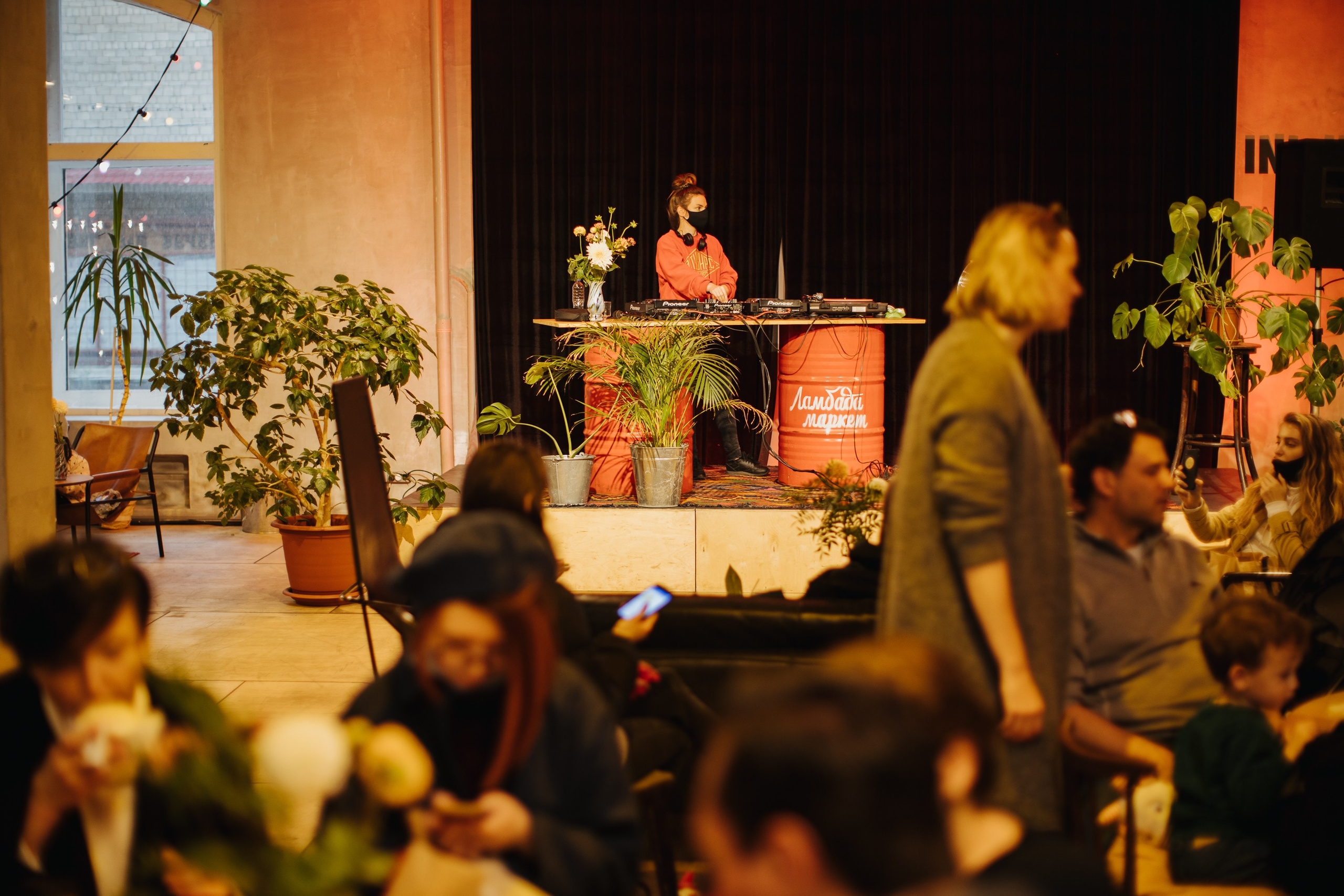 17–18 октября 2020 в «Инлиберти» / фото Валерий Белобеев. Фотоотчеты «Ламбада-маркета»