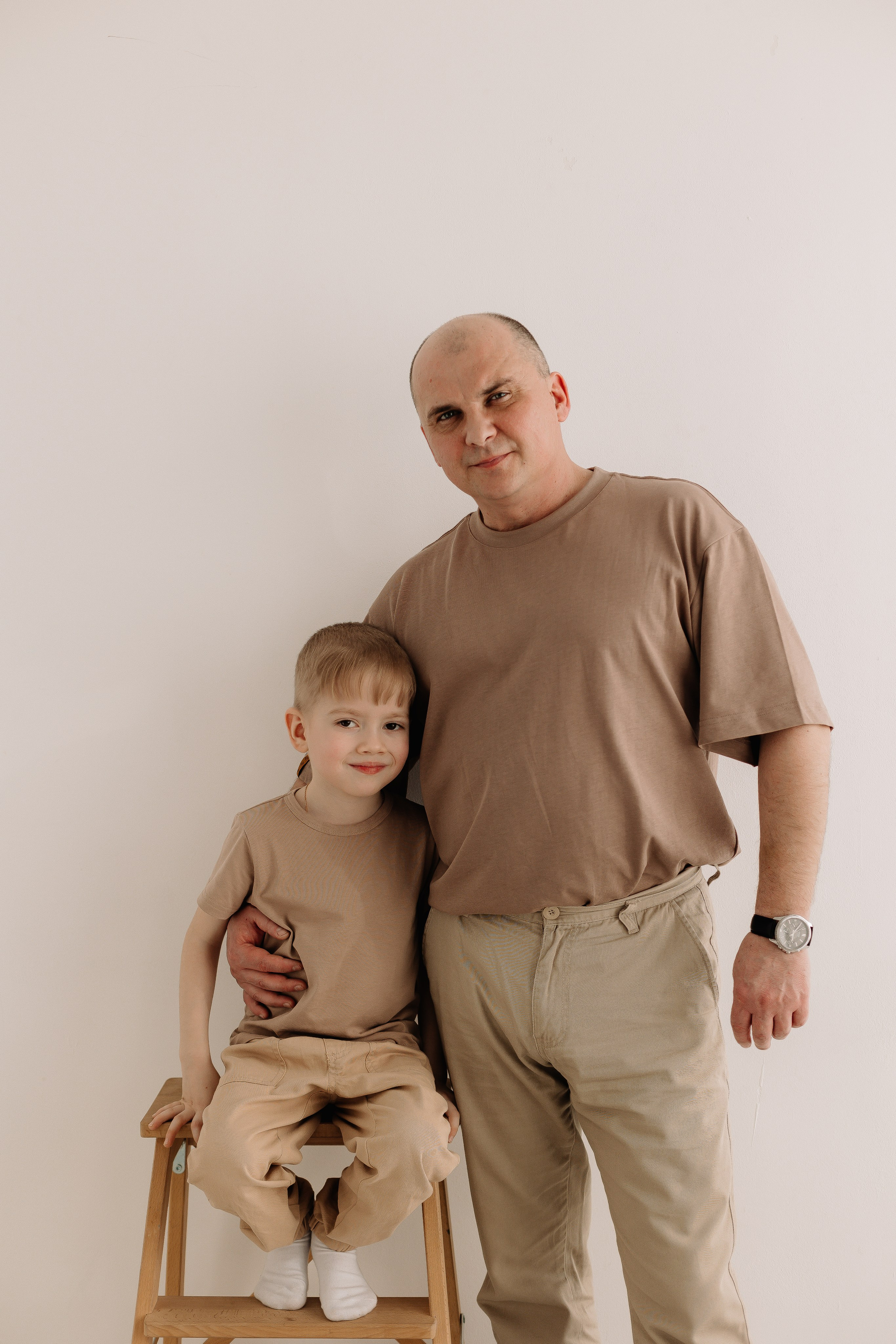 Семейная фотосессия в студии. Свадебный и семейный фотограф в Нижнекамске, Набережных Челнах