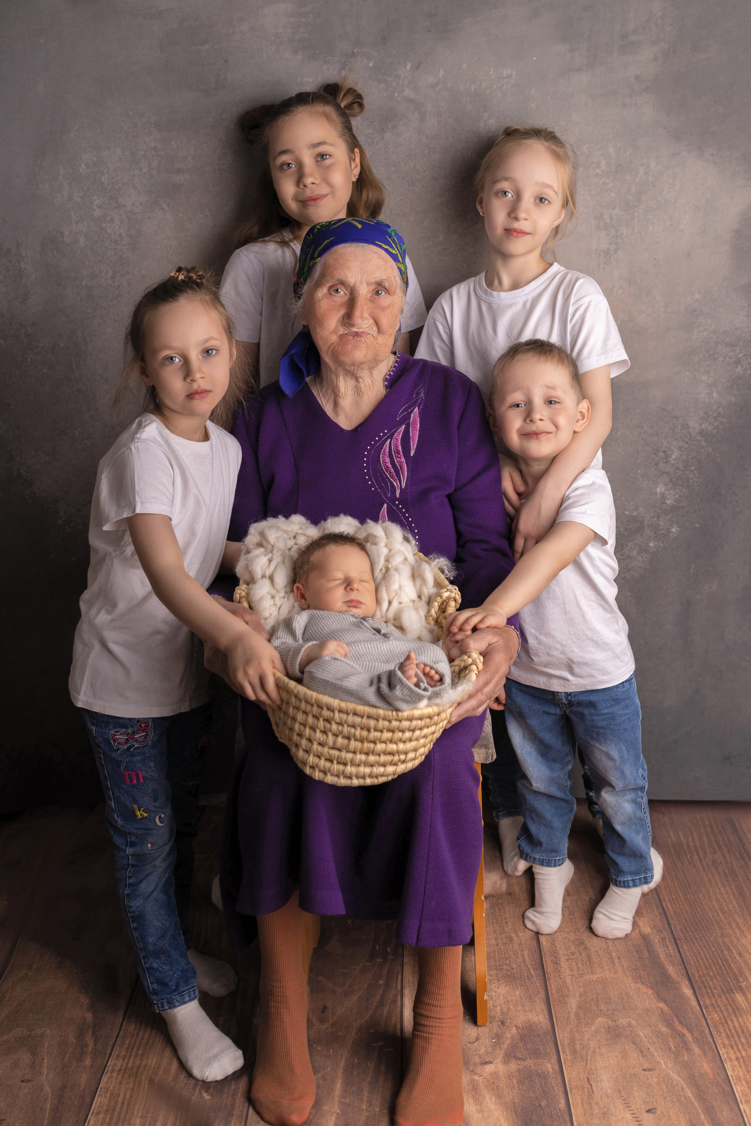 Семейные кадры от Elvira Kamaeva. Фотограф новорожденных малышей в Омске и Омской области Эльвира Камаева