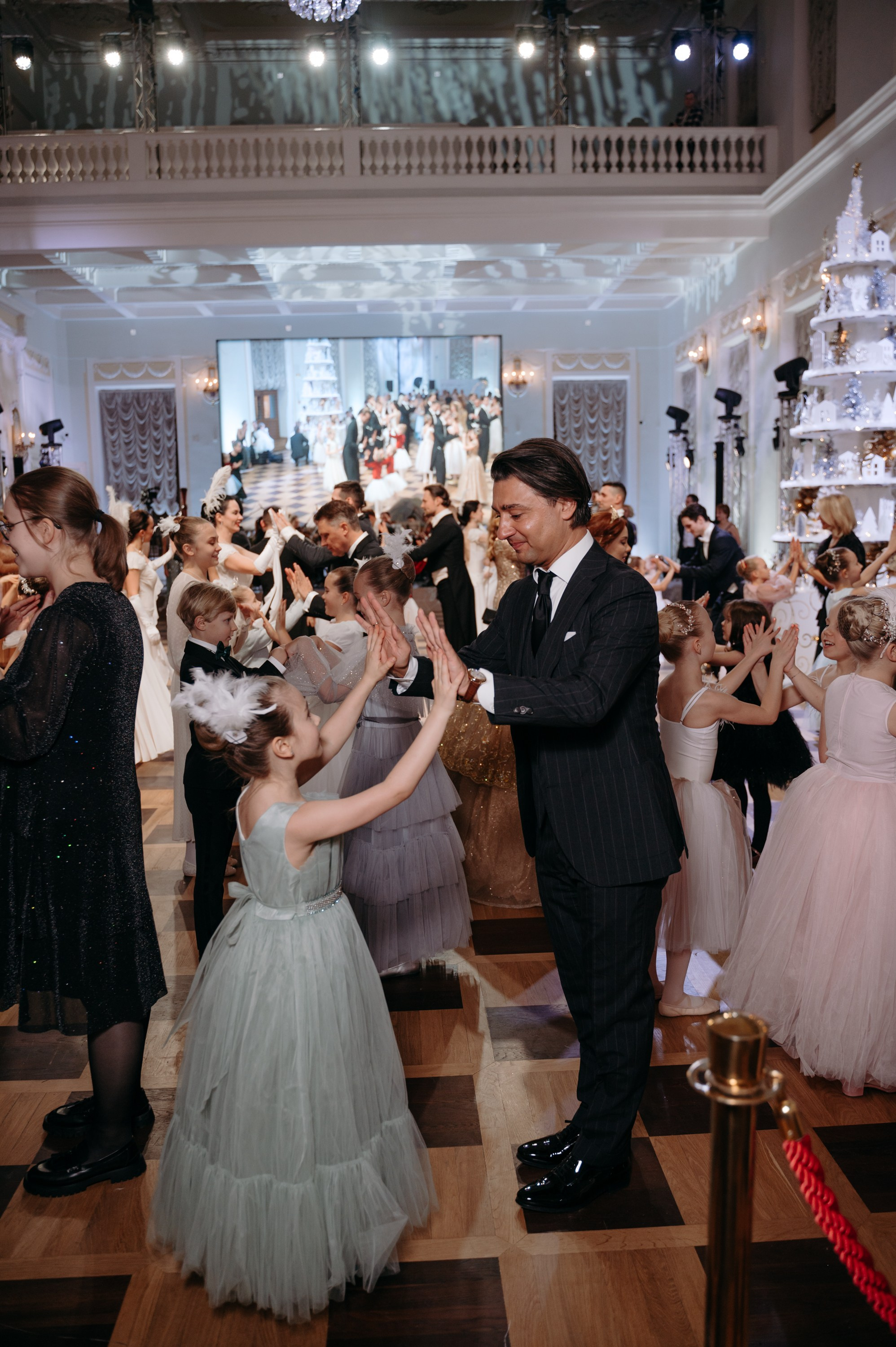 Центральная Балетная Школа зимний бал. Фотограф в Москве Илья Максимов