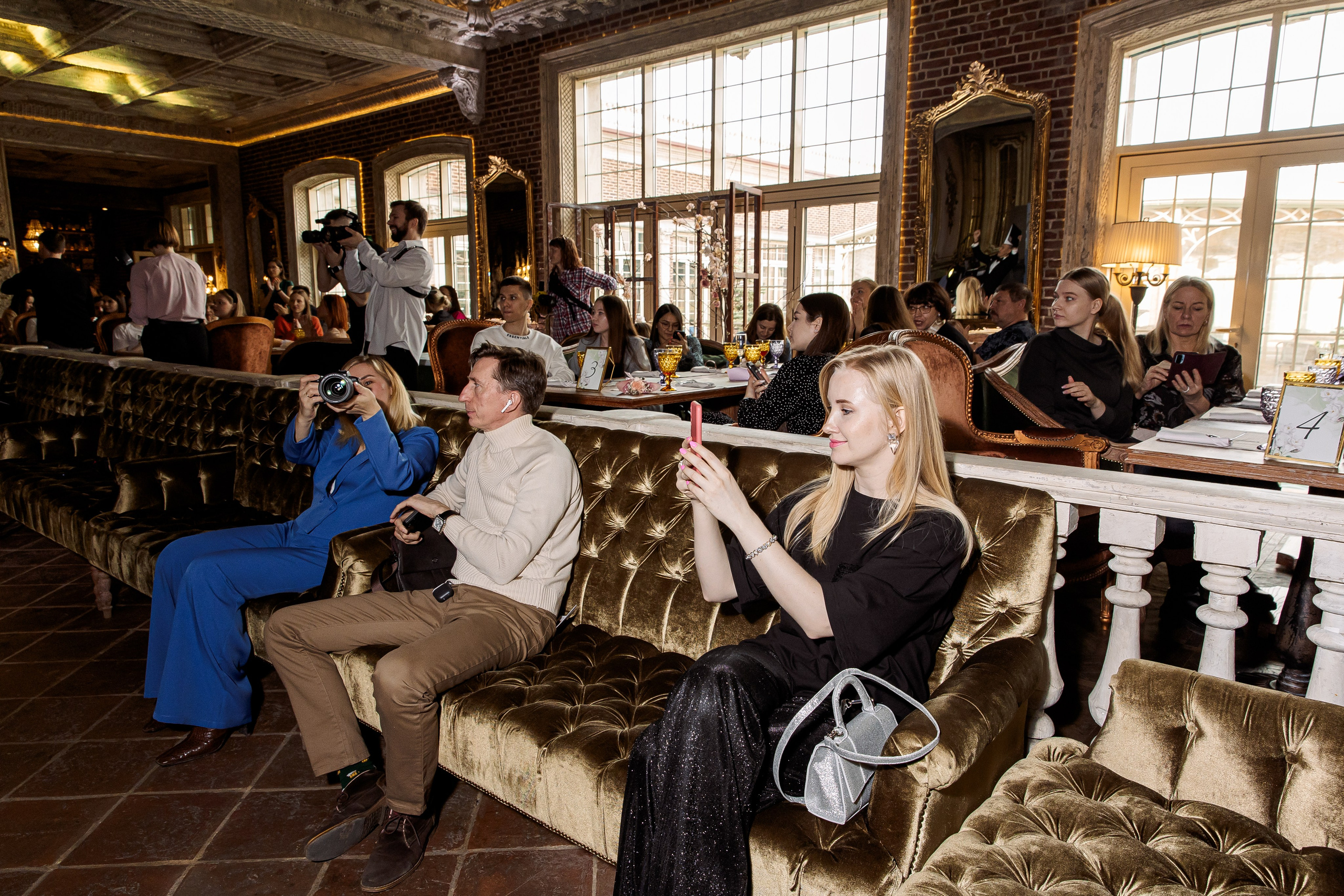 Свадебная выставка. Свадебный и семейный фотограф в Челябинске Юлия Ишимова