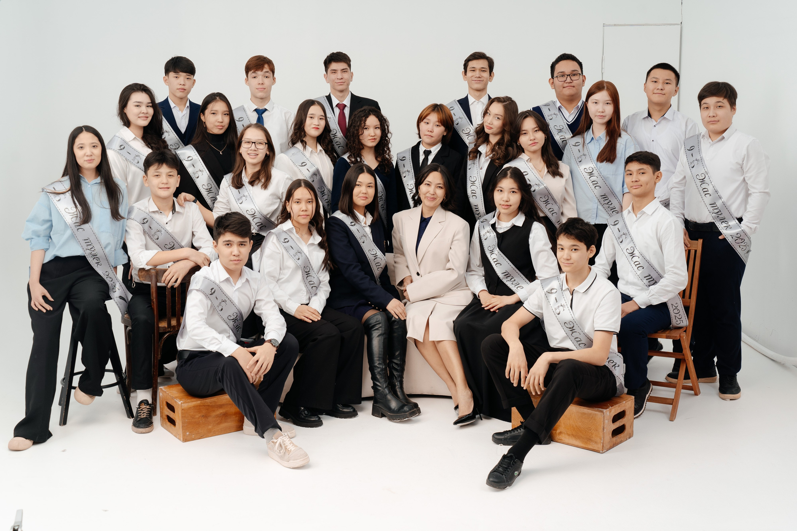 Общие кадры в студии. Выпускные альбомы в Нур-Султане (Астана) и по всему Казахстану