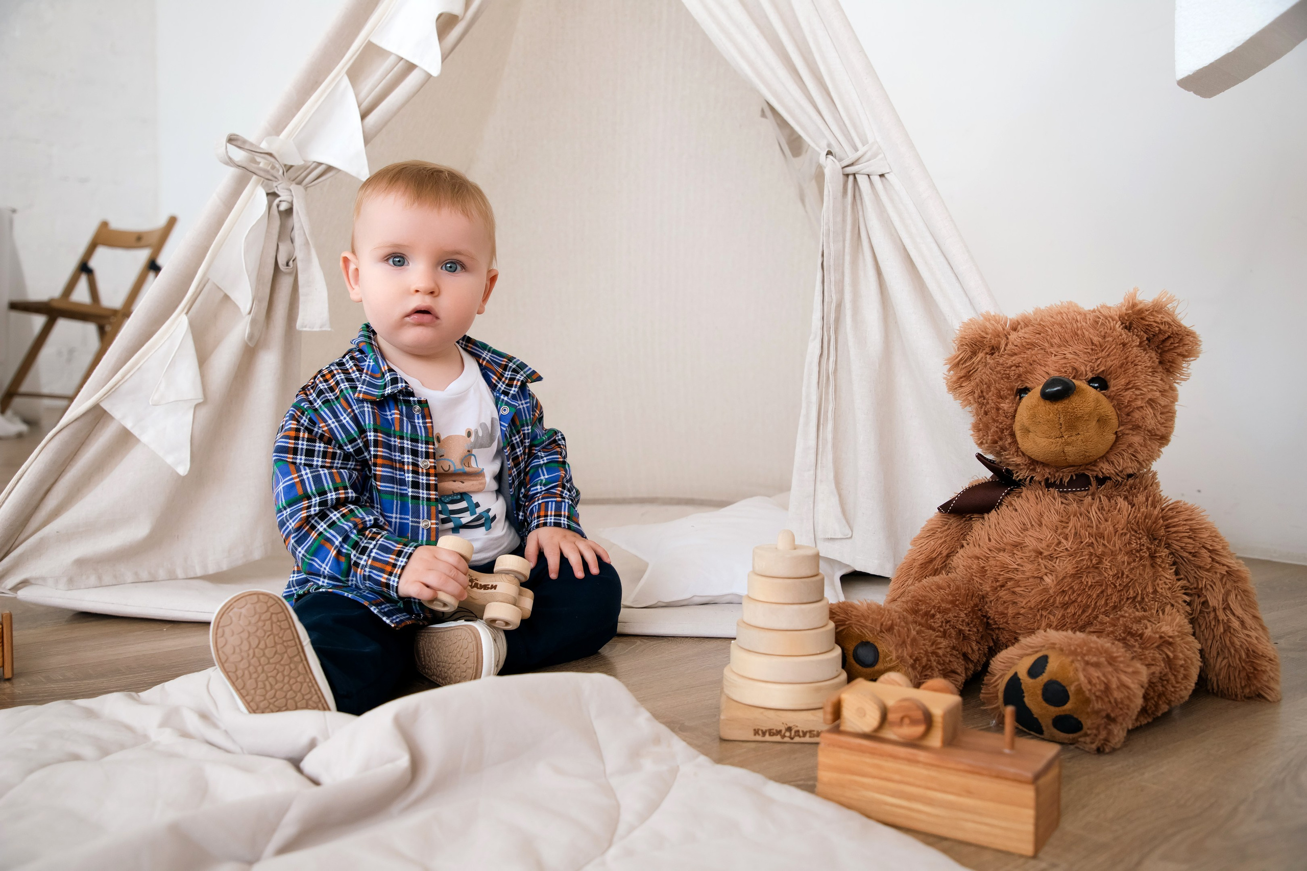 К первому дню рождения