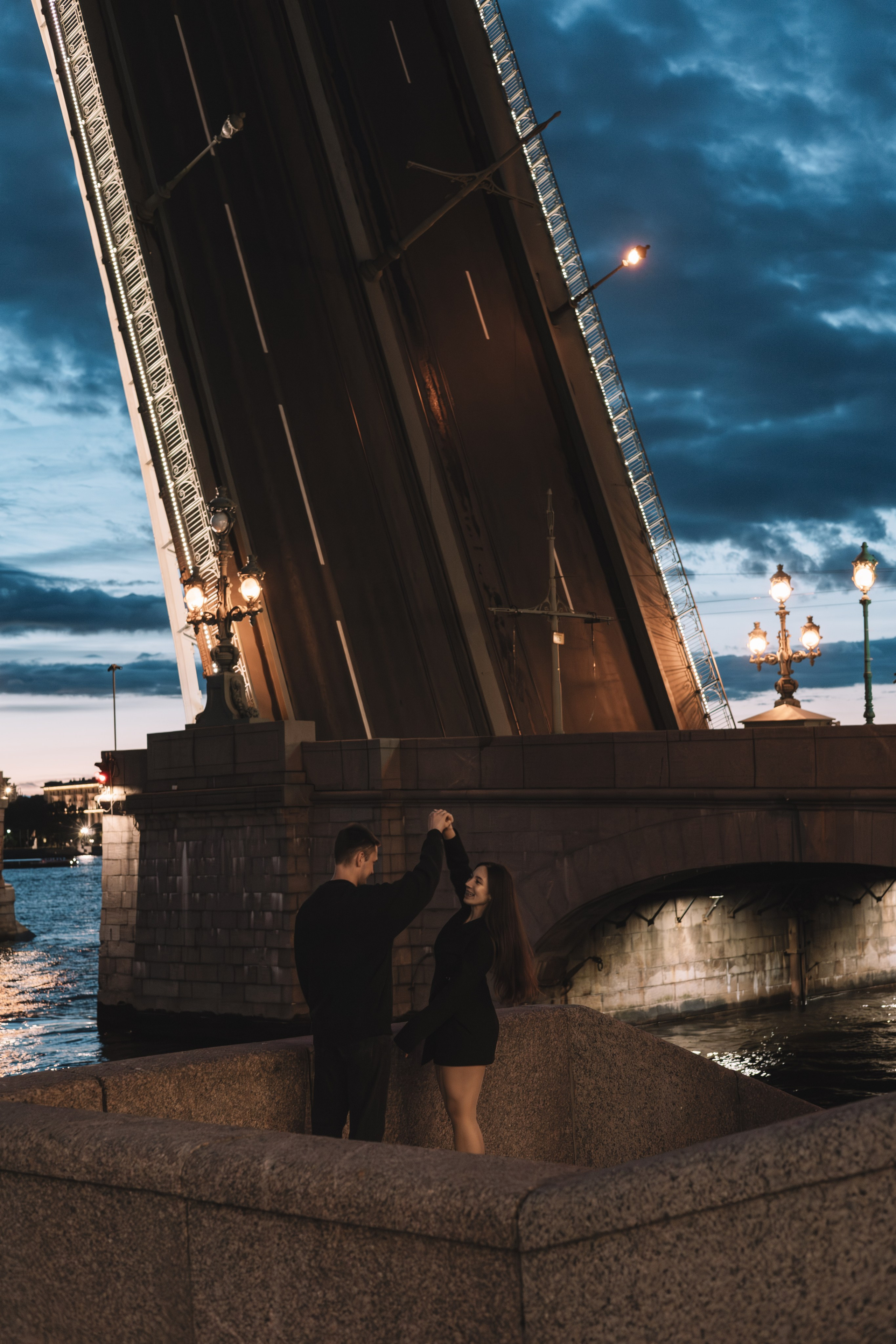 Троицкий мост. Семейный фотограф в Санкт-Петербурге. Запечатление мгновений и ярких воспоминаний в Вашей жизни