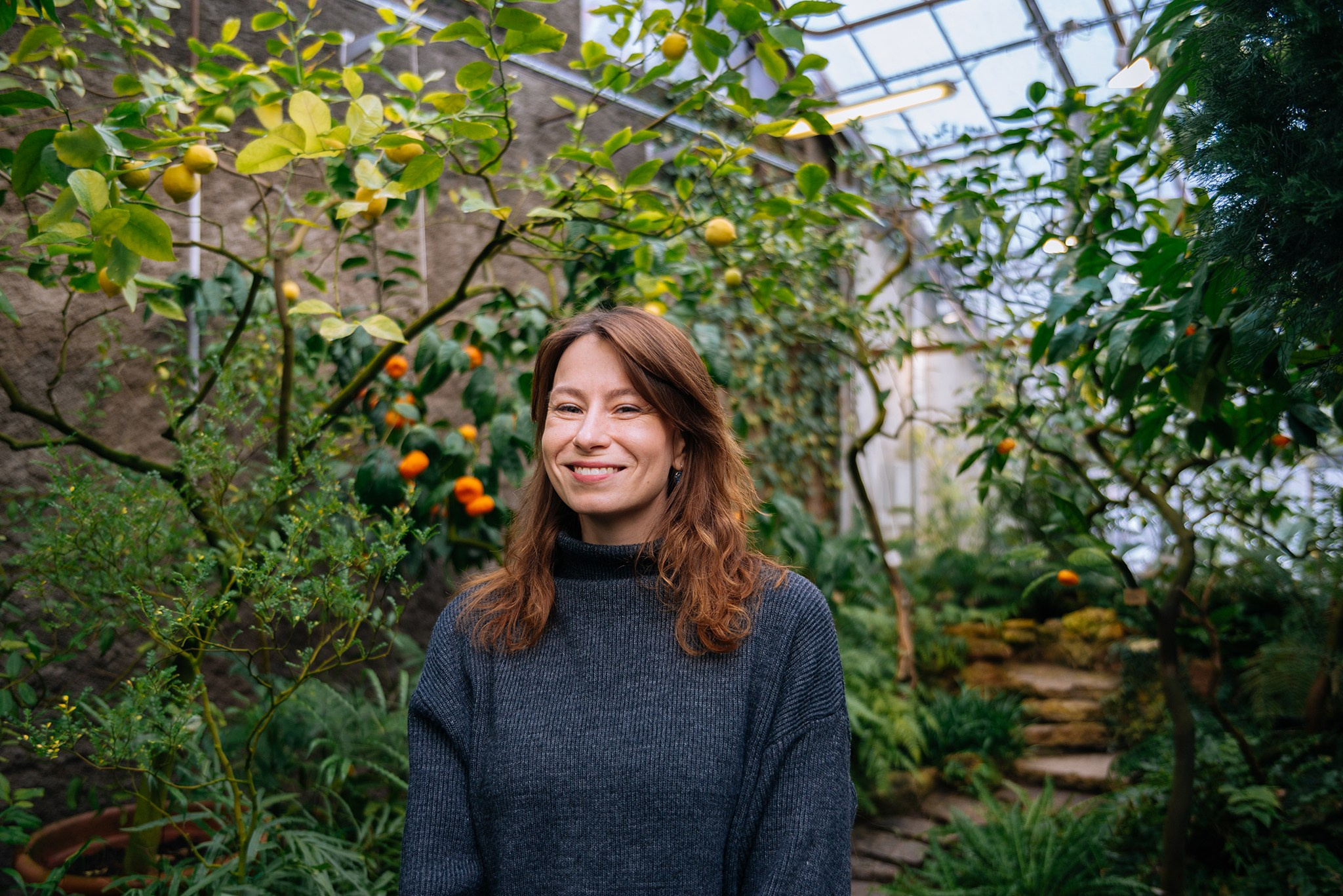 Юлия и Алиса. Прогулка в ботаническом саду. Репортажный фотограф в Санкт-Петербурге Анастасия Клёпова