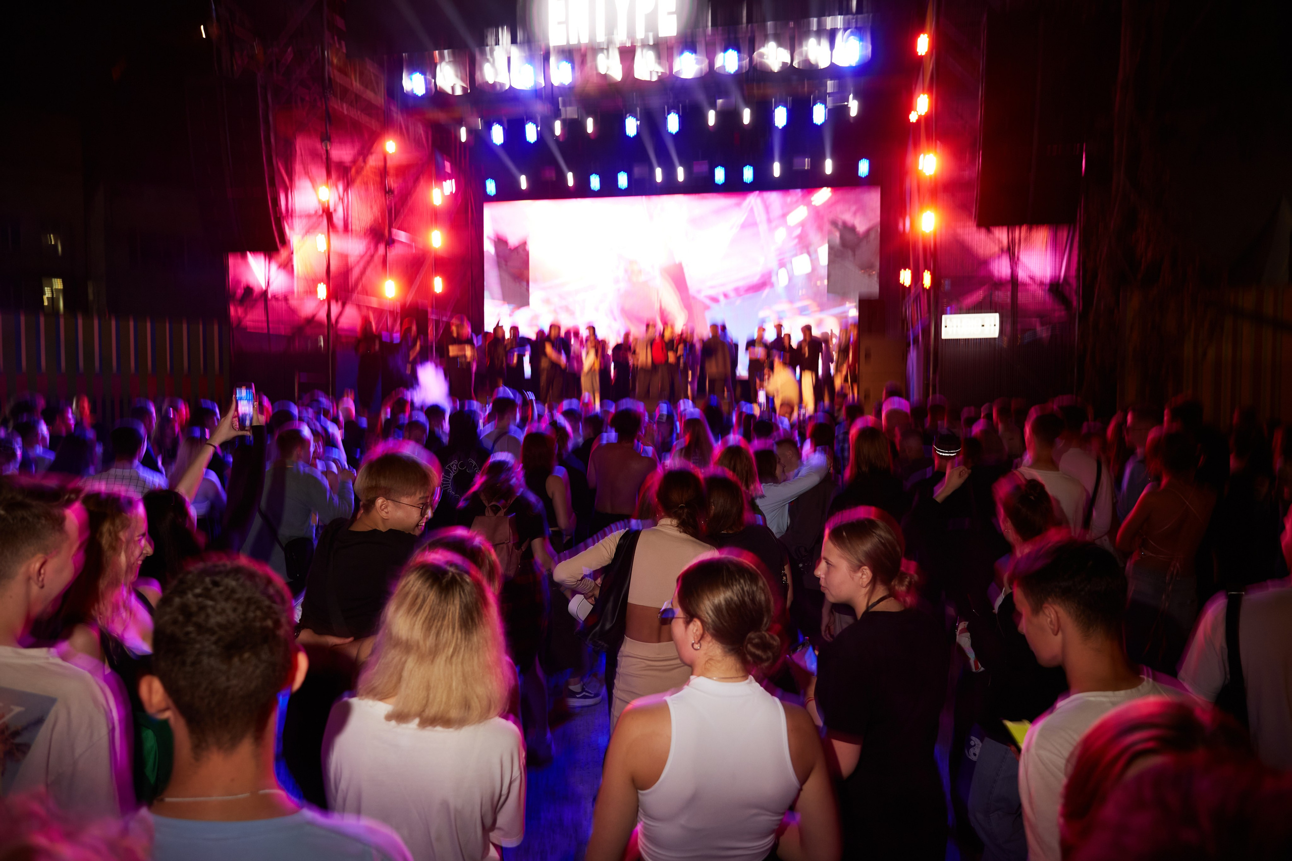 VAPORESSO 8th birthday. Фотограф Андрей Егоров