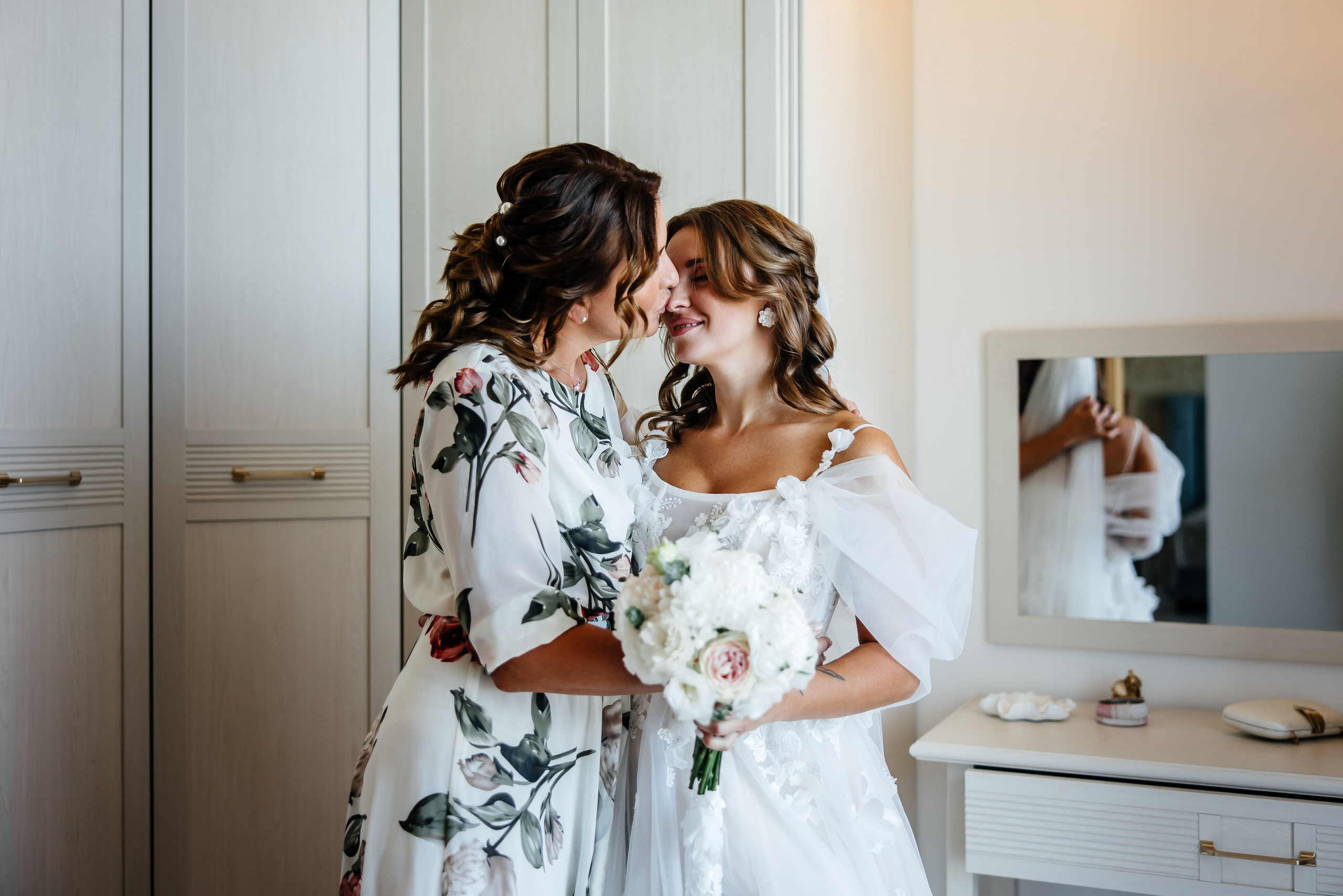 Анонс свадьбы Ксюши и Ивана. Свадебный фотограф в Крыму и Севастополе Ольга Баскакова