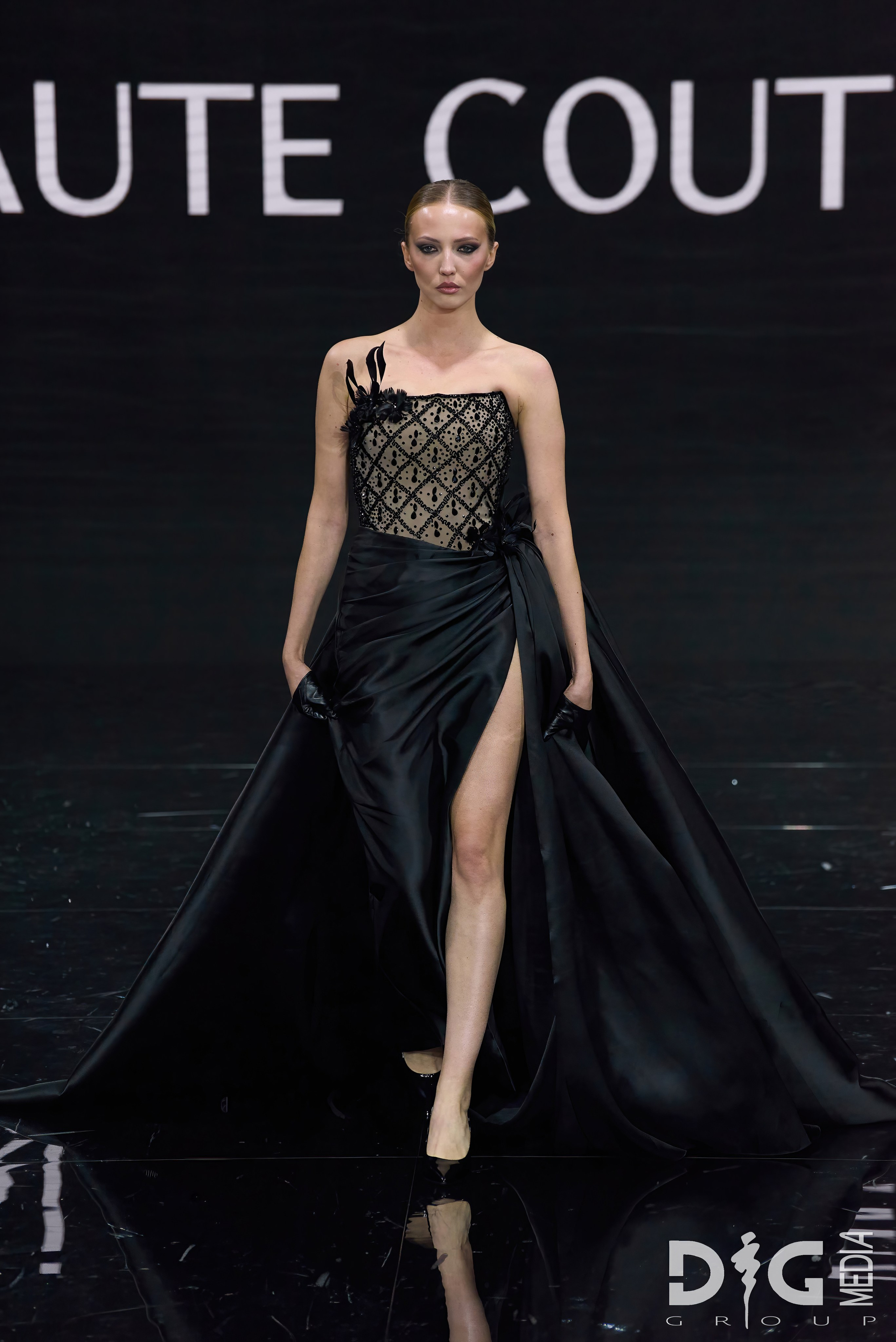 Grach haute couture | SOCHI FASHION WEEK | 2025. DG MEDIA GROUP | Контент для модных показов и концертов