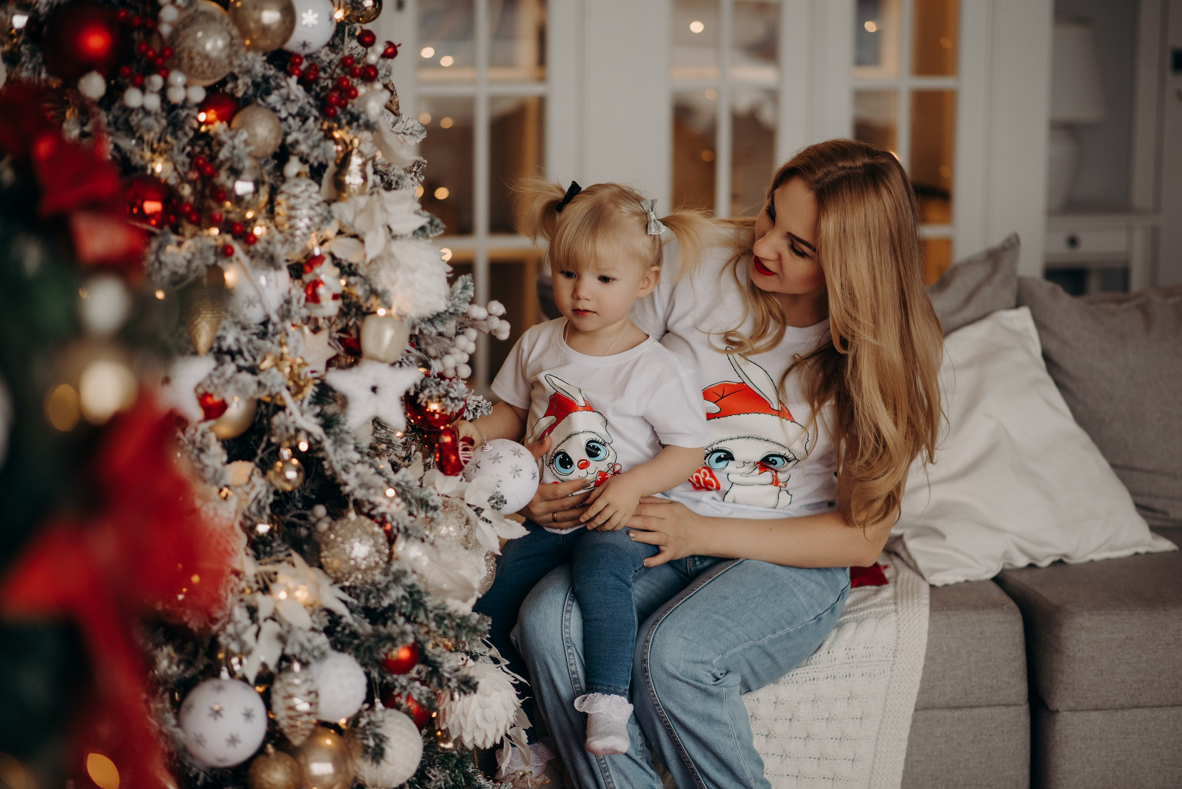 семейная новогодняя фотосессия в фотостудии