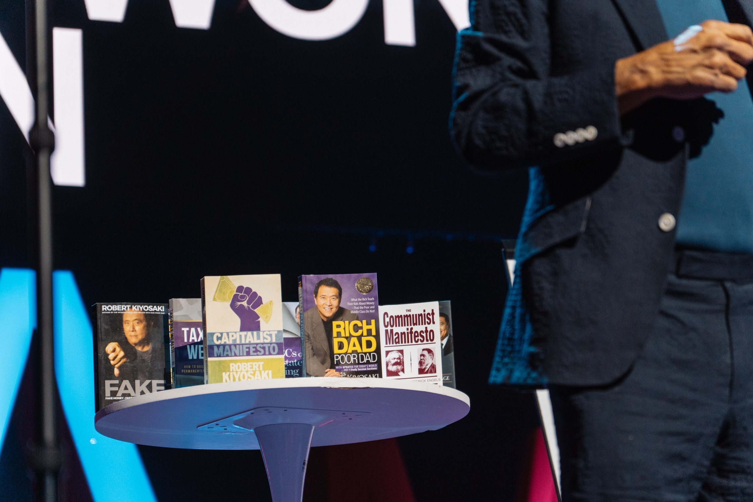 MEGACAMPUS SUMMIT DUBAI. MAIN