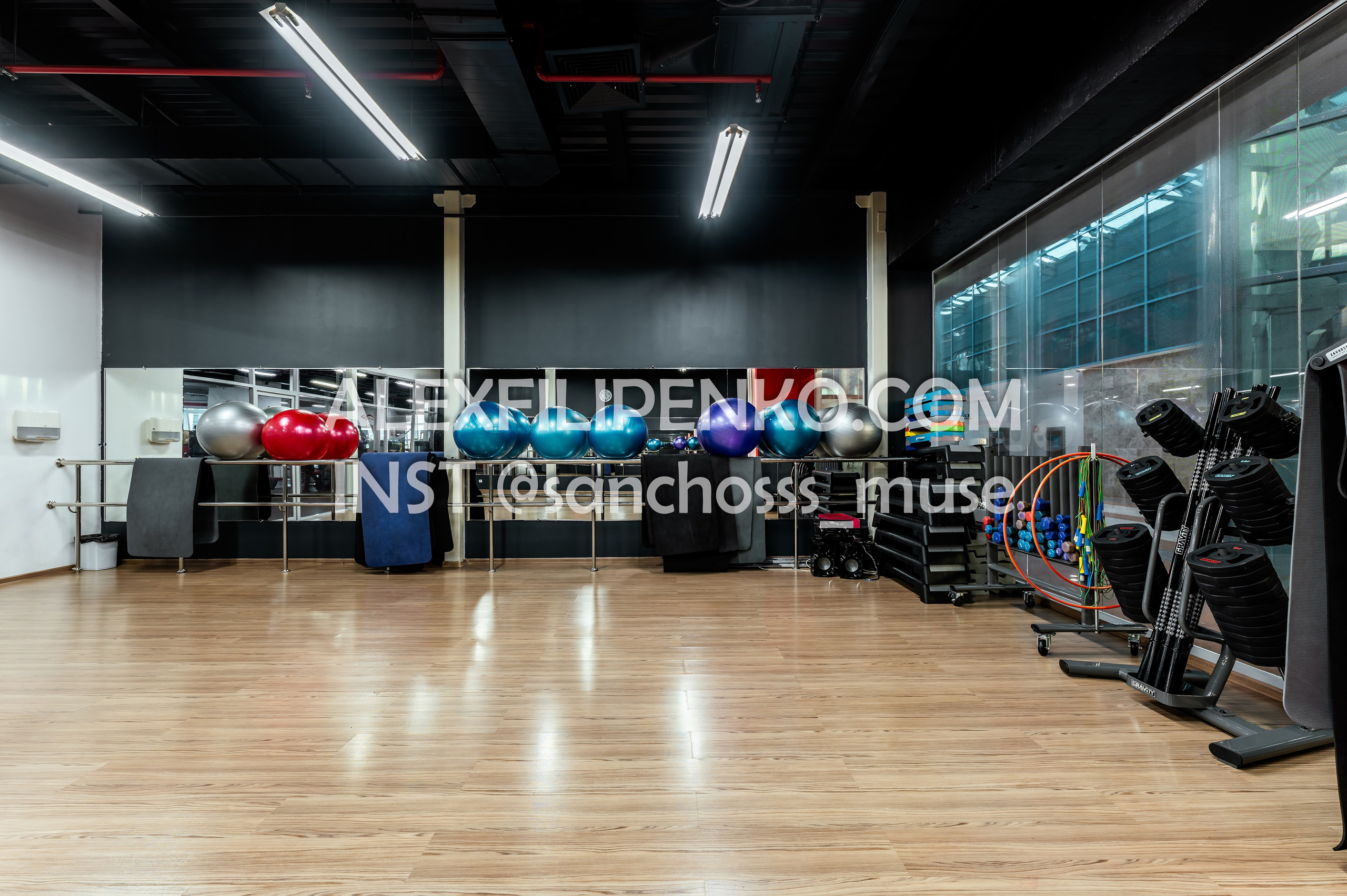 WORKOUT Достык 18. Фотограф интерьера недвижимости и архитектуры в Астане