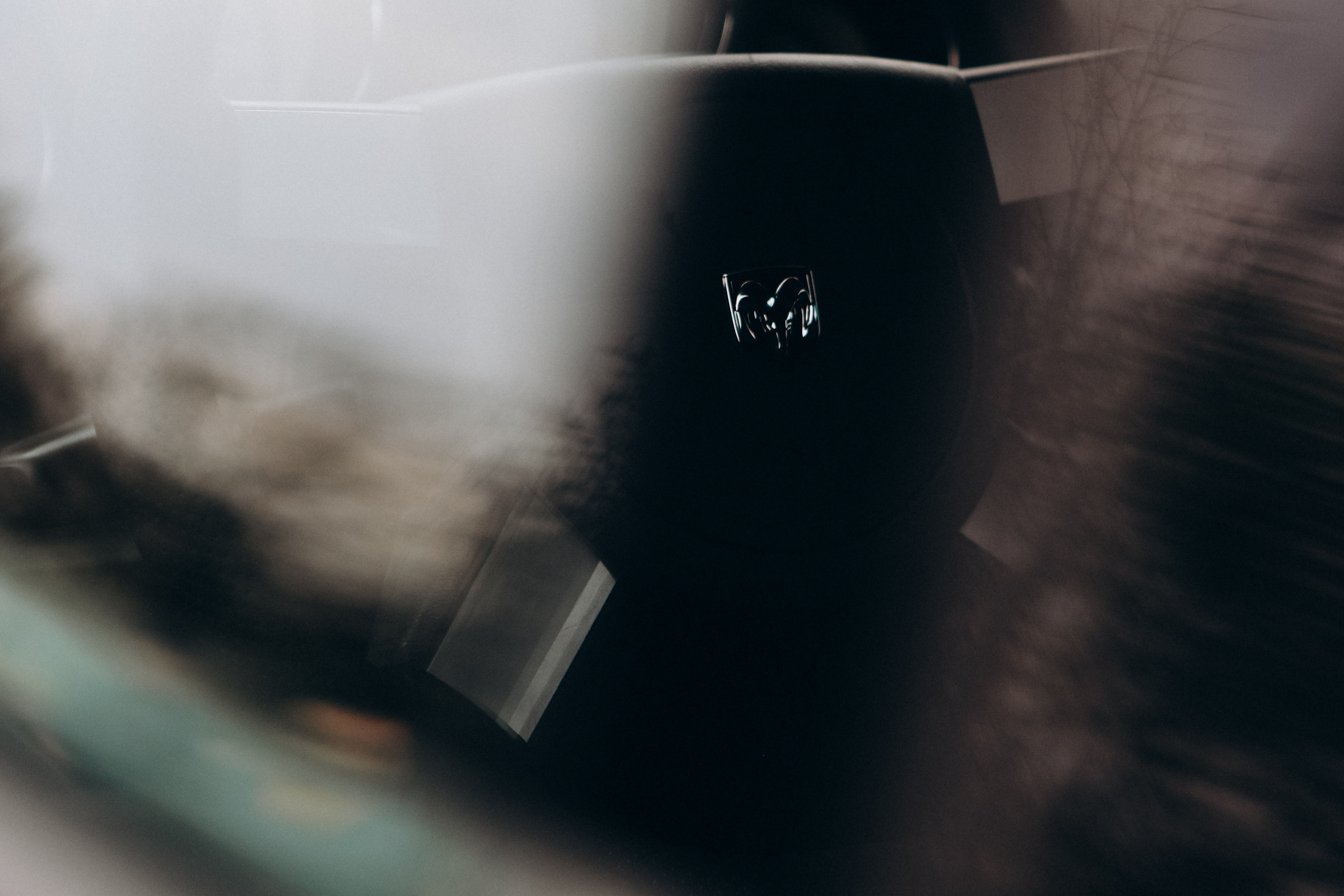 Dodge Challenger SRT Demon. Свадебный и портретный фотограф в Пятигорске, КМВ — Власова Юля