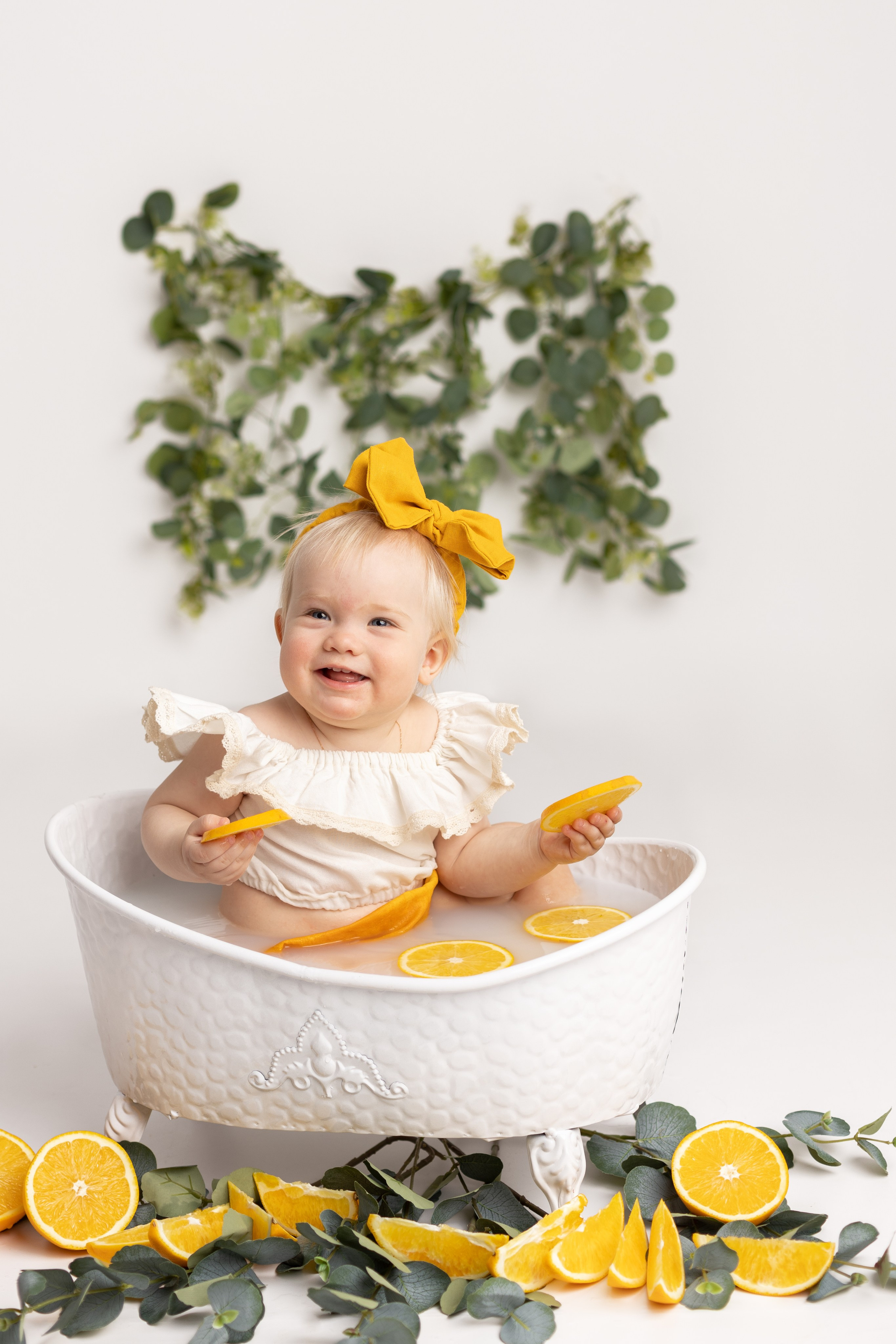 Фотосессия к первому дню рождения. Фотограф новорожденных, детский фотограф в г. Оренбурге Екатерина Козлова