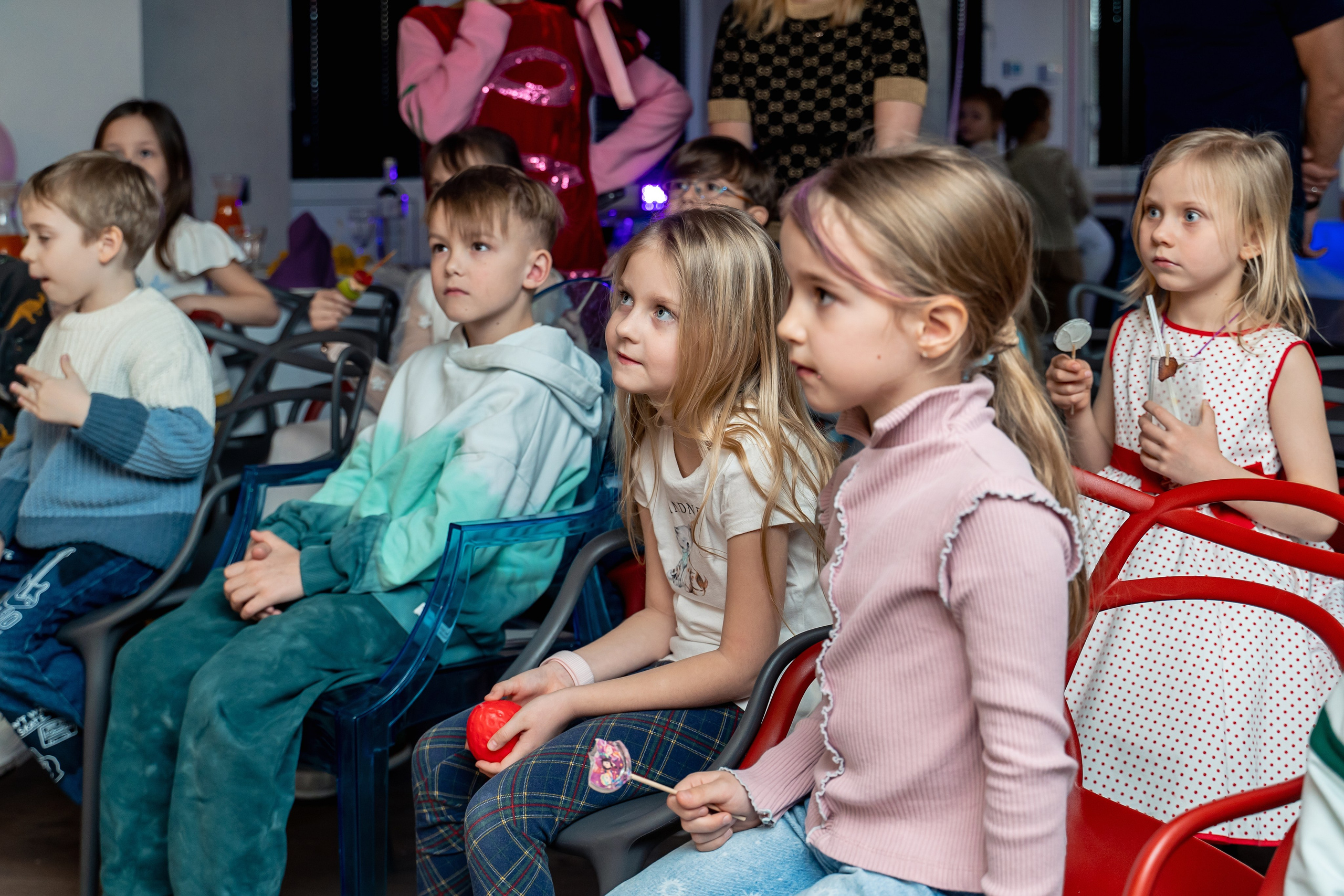 Фотограф на детский день рождения Москва. Фотограф \ Видеограф на Крещение, Венчание Москва| Семейные съемки