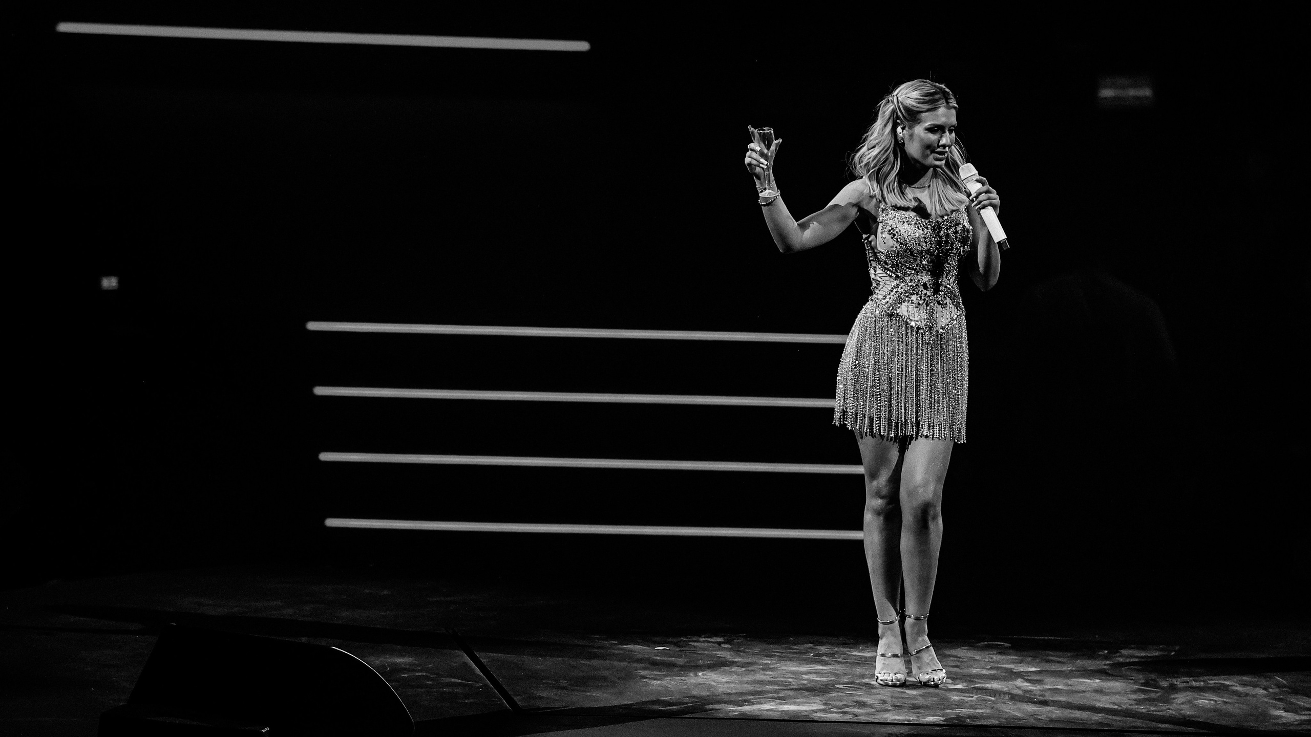 ПЕРВАЯ ЛЕДИ @LIVE ARENA