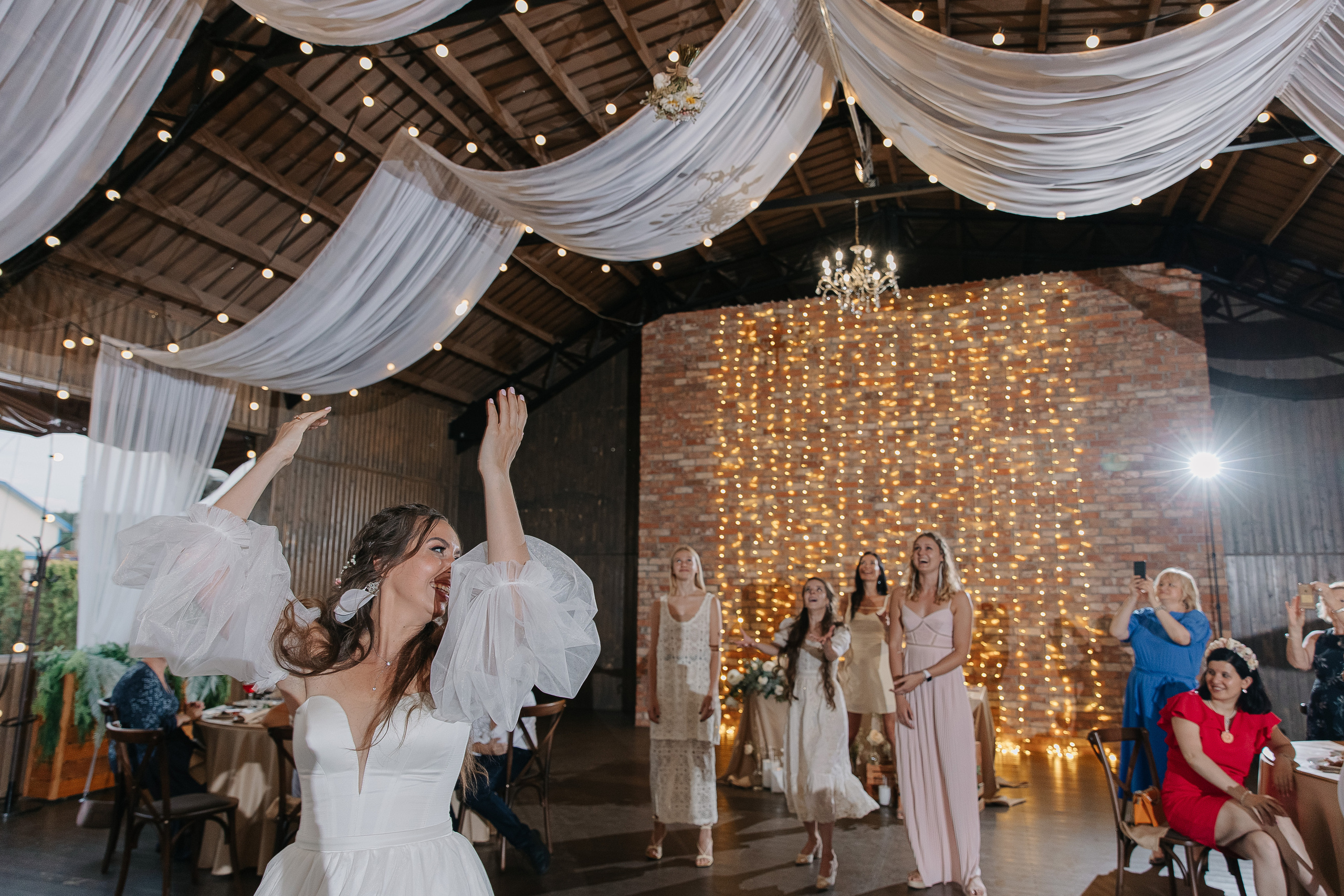 Свадебный фотограф москва. Свадебный фотограф Москва Саша Серегина (Сашина)