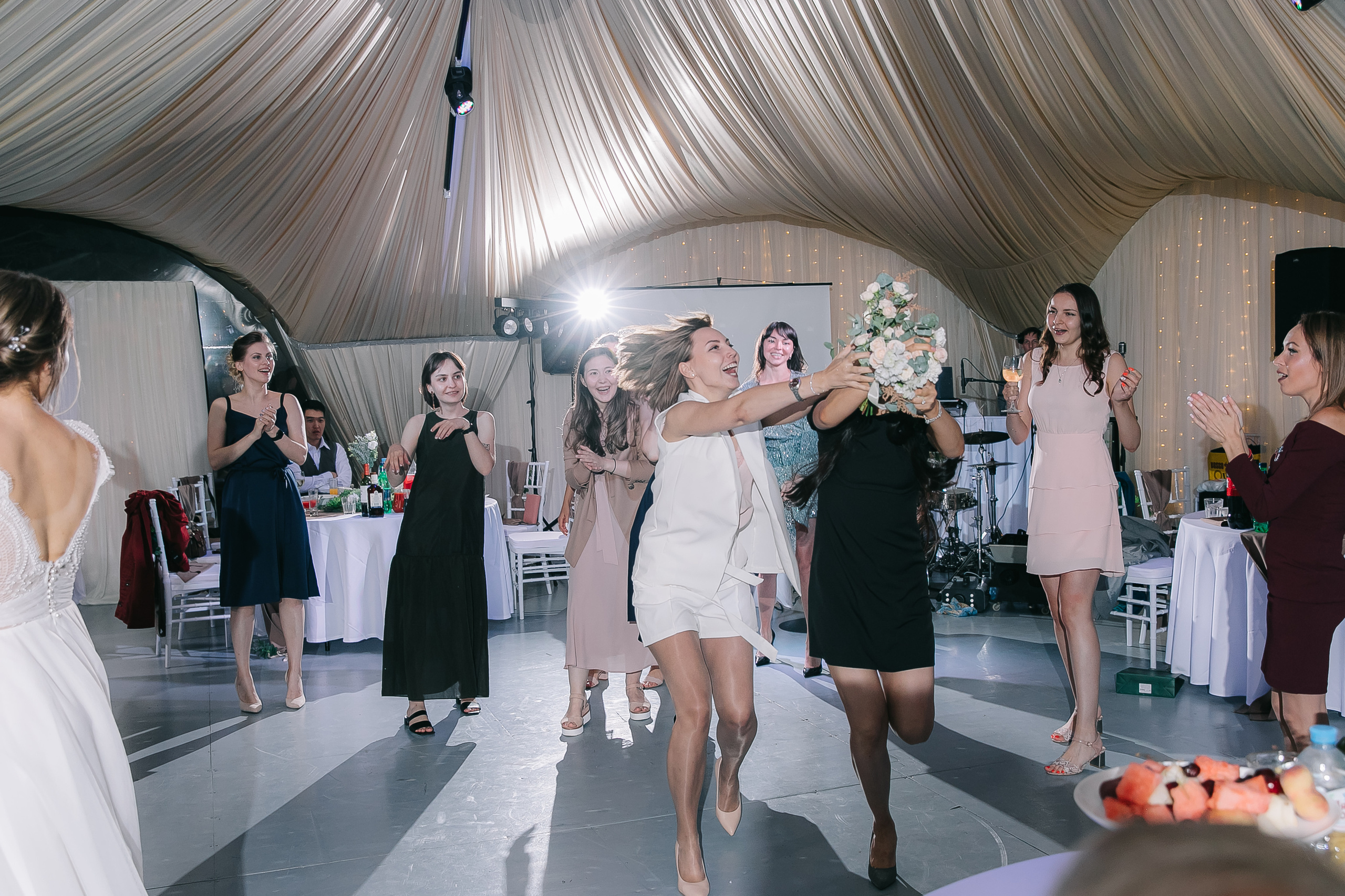 Свадебный фотограф москва. Свадебный фотограф Москва Саша Серегина (Сашина)