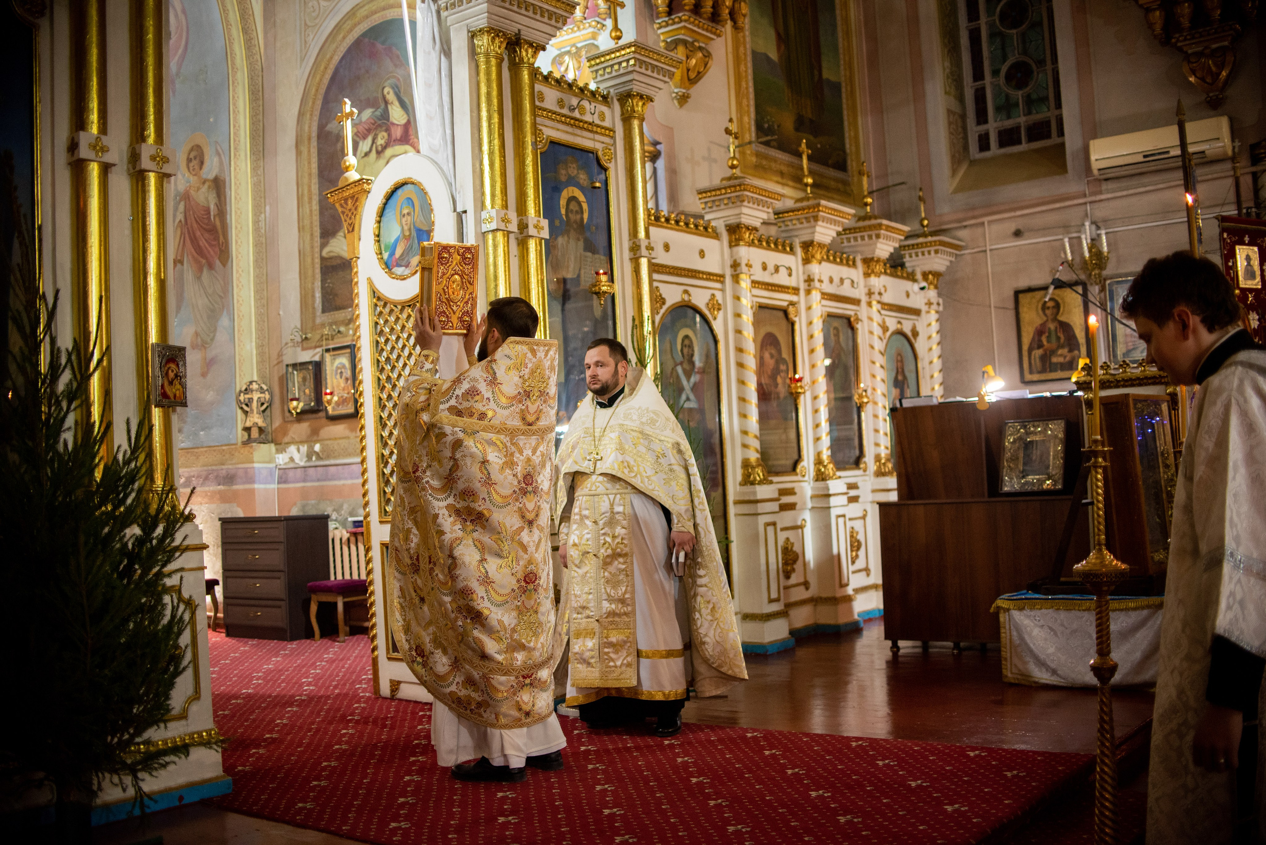 Литургия на Рождество 6.01.2023. Семейный и свадебный фотограф в Феодосии и Коктебеле
