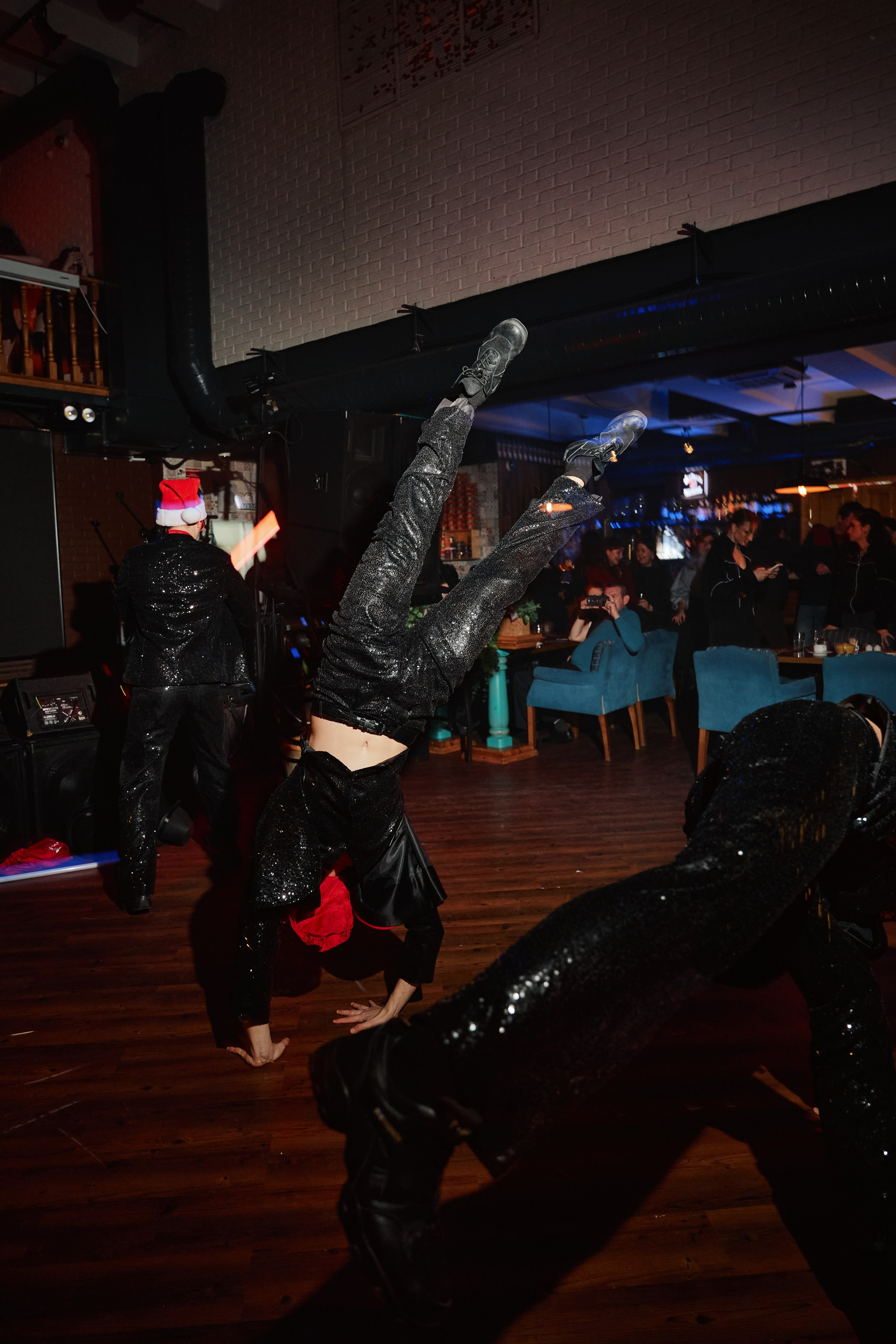 Арт-вечеринка 2026. Фотограф и видеограф в Кургане Леонид Корнильев