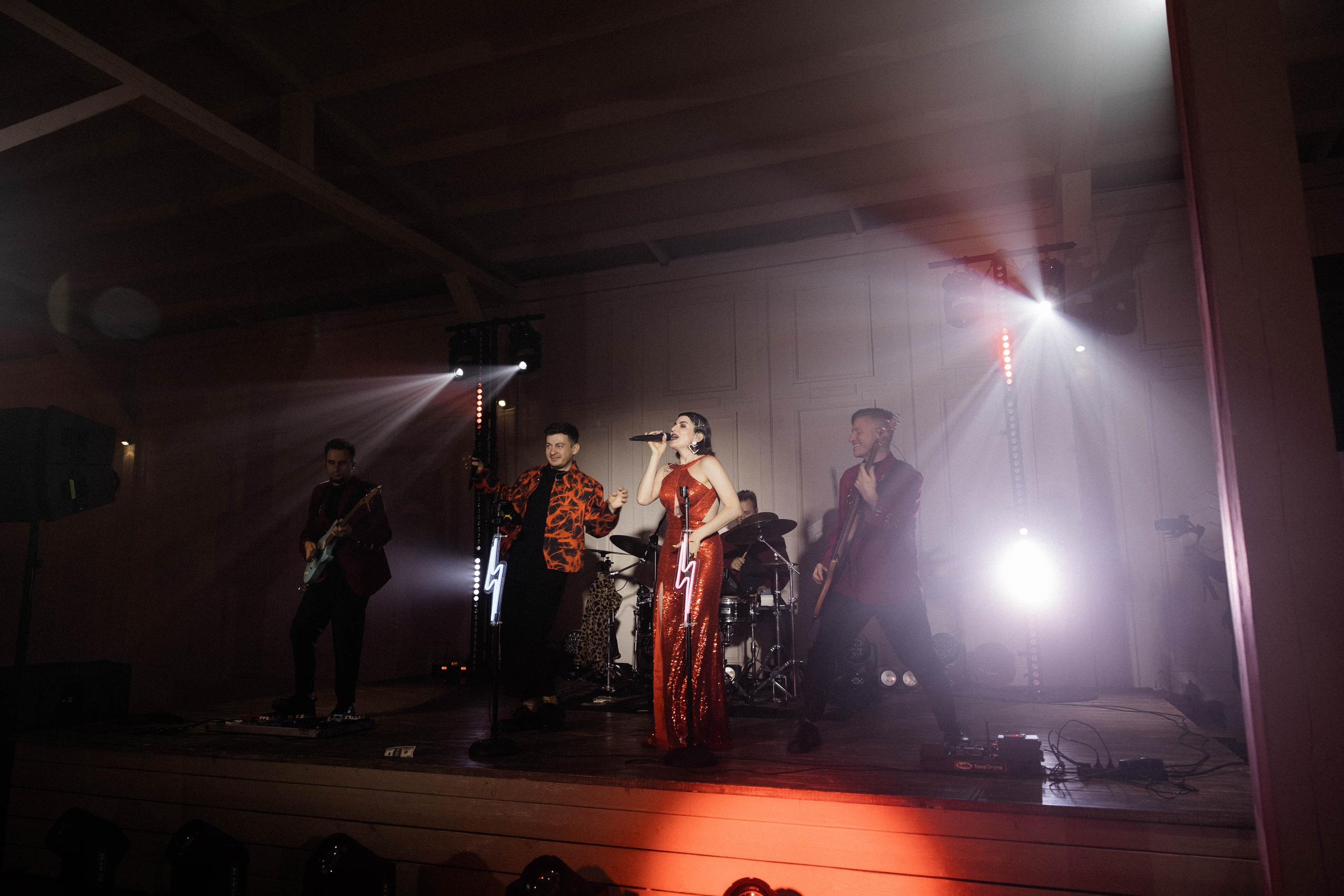 Максим и Валерия. Свадебный фотограф Полина Панина