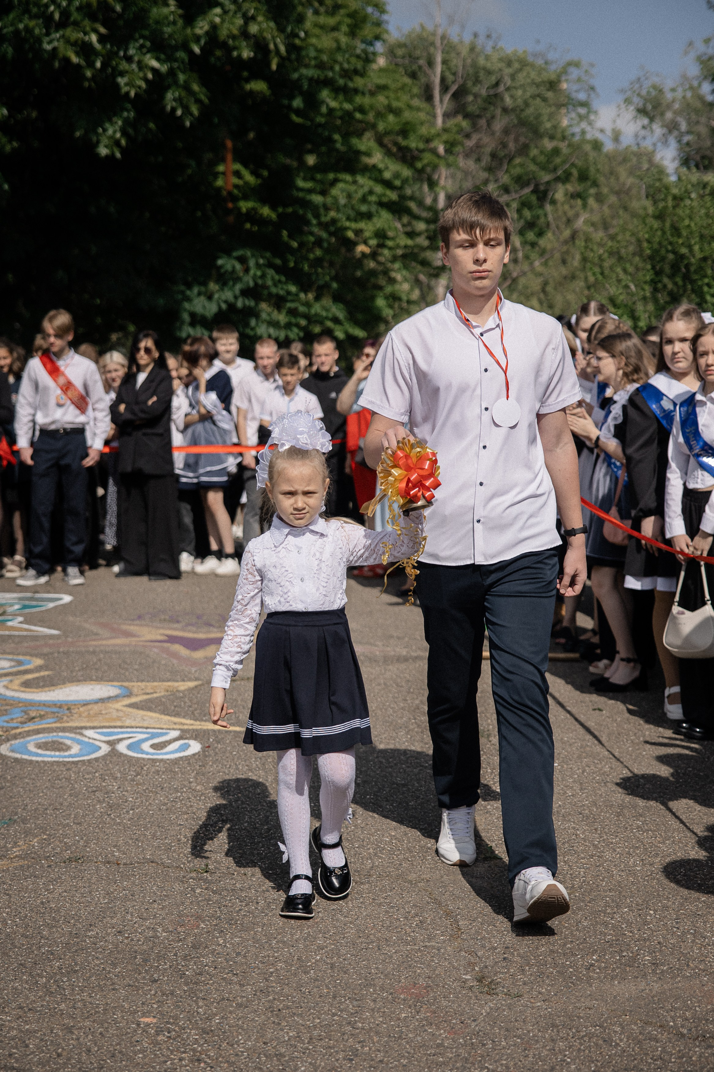Последний звонок — линейка. Свадебный фотограф Роман Еремеев