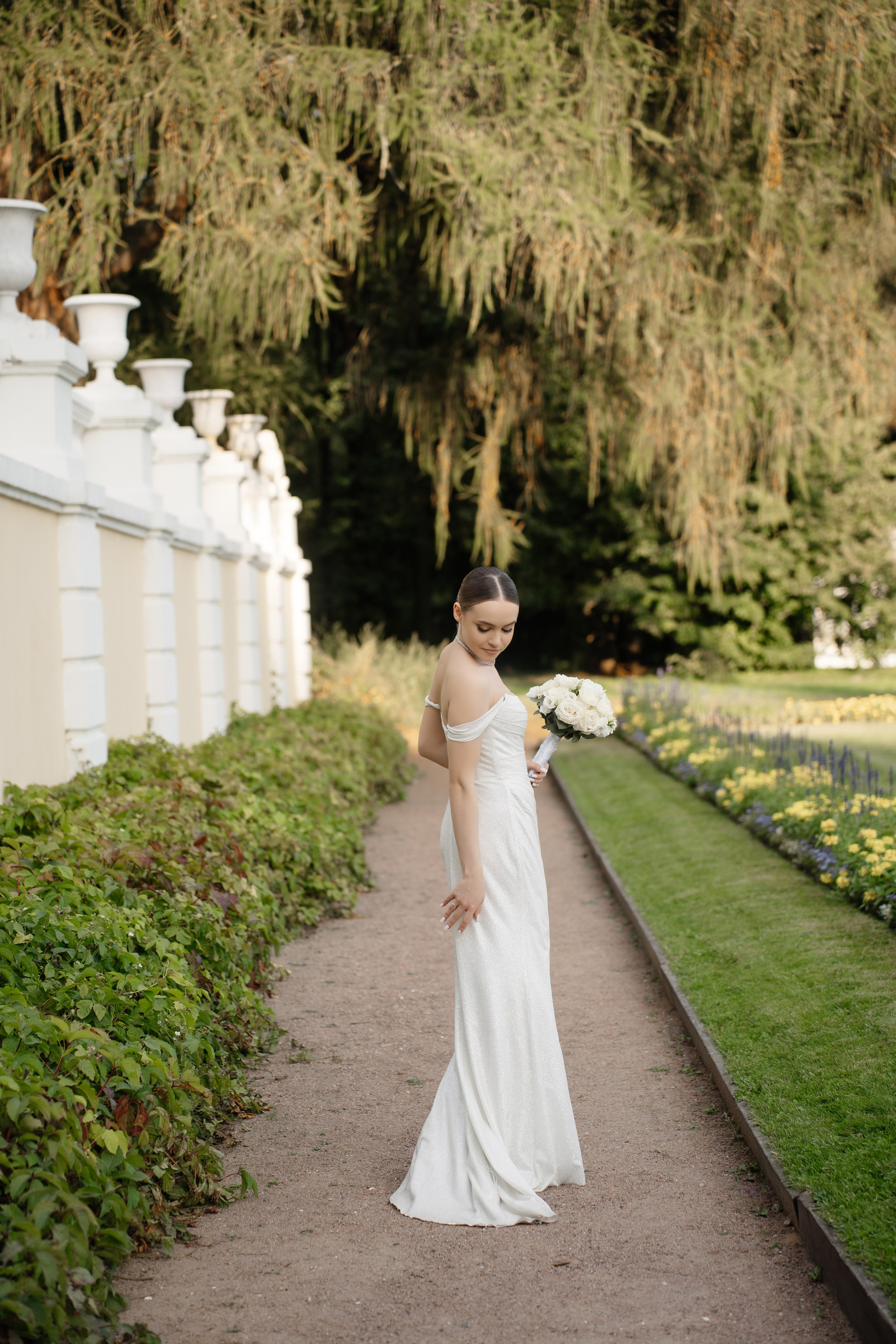 Свадебная фотосессия в парке Архангельское. Свадебный и семейный фотограф в Москве Светлана Зоткина