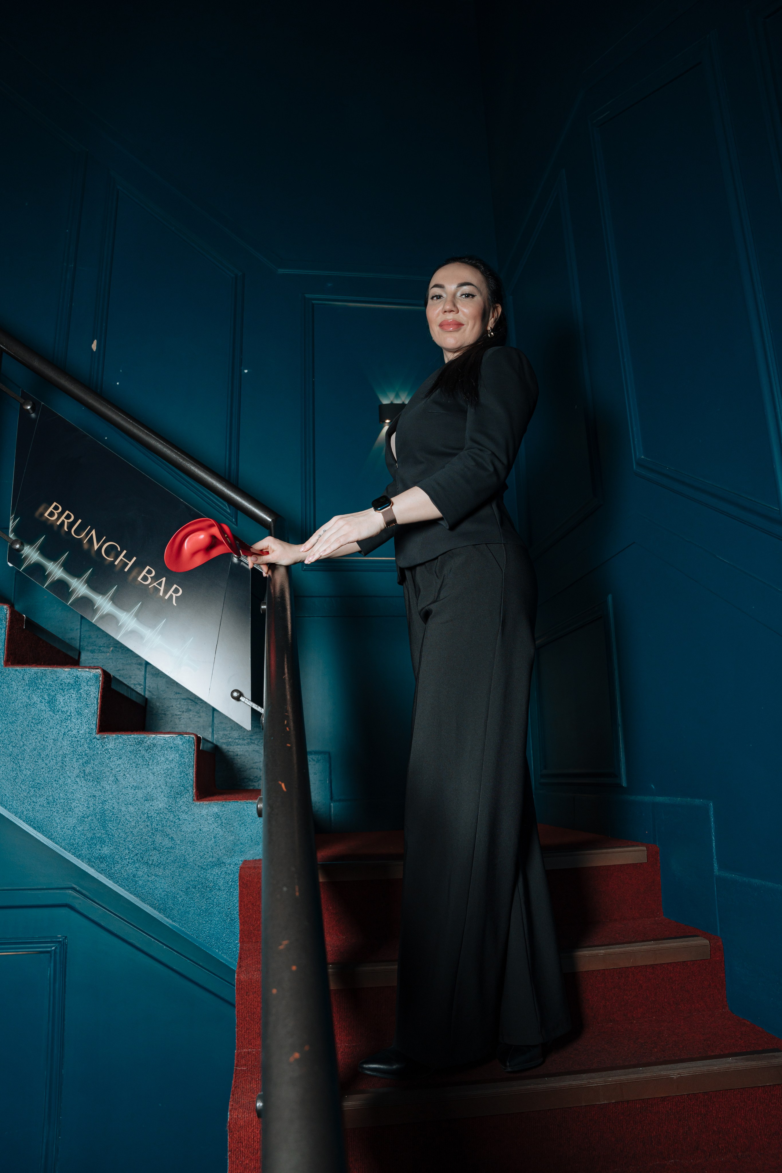 Мафия. Бар FINCH. ЖЕНСКИЙ КЛУБ LAXMI. Портретный фотограф в Санкт-Петербурге Дмитриева Наталия