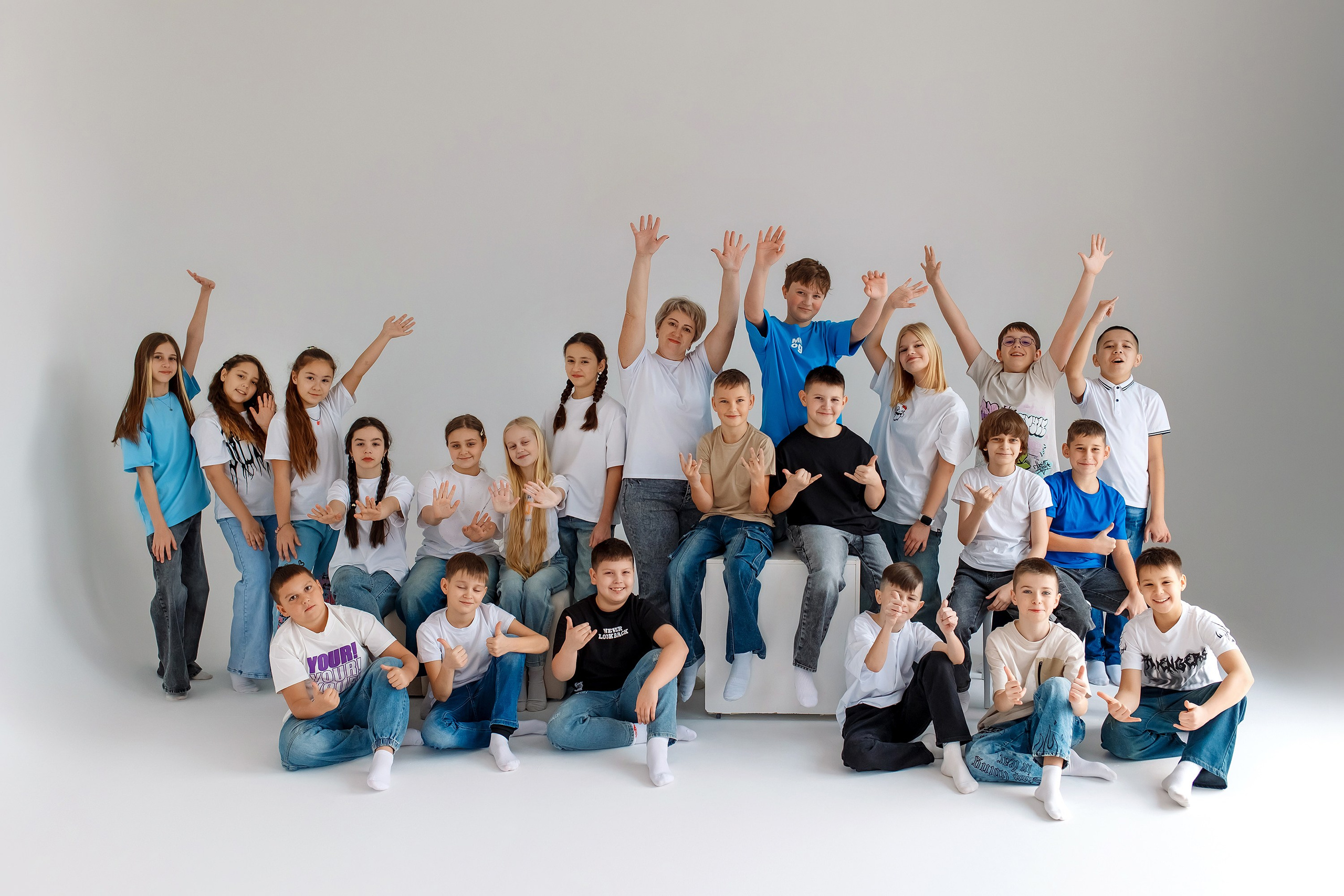 4 класс съемка в фотостудии. Фотограф Любовь Корниенко, Примоский край