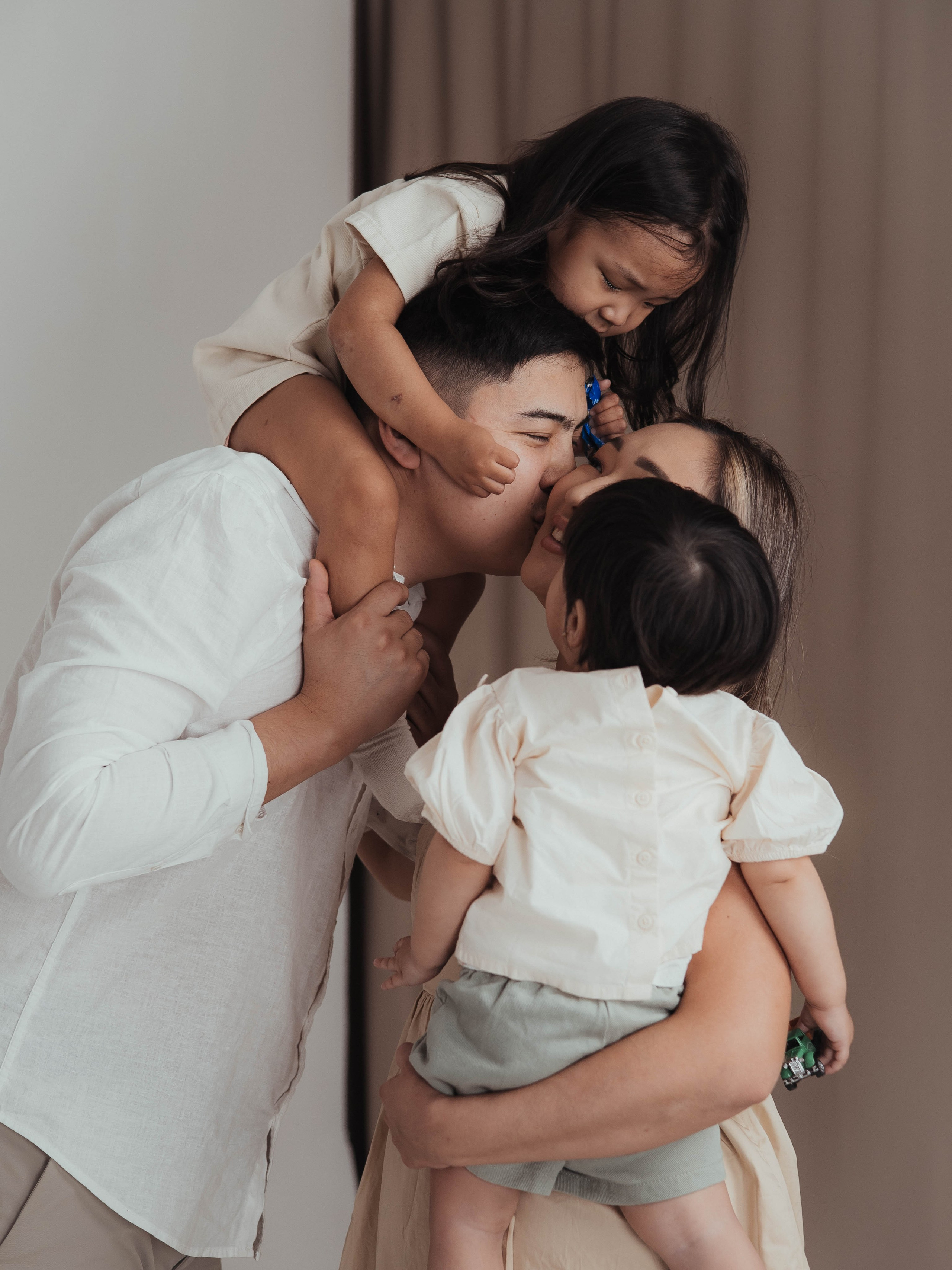 Семейная фотосессия. Фотограф Алматы