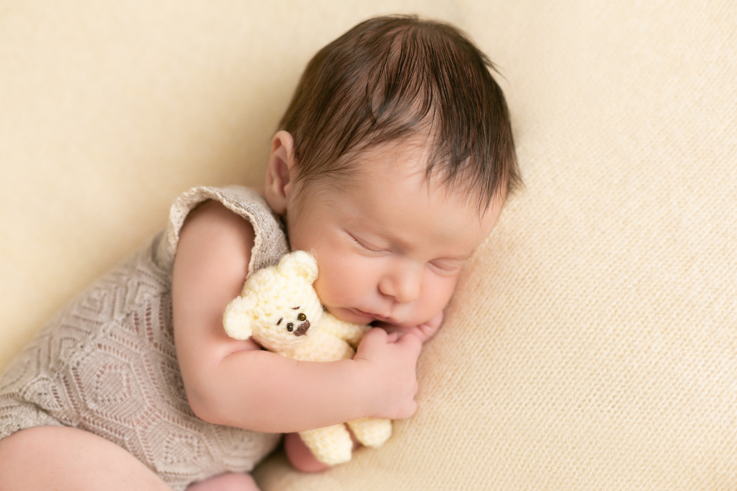 PH @blossombabyru. Retoucher Aleksmokh