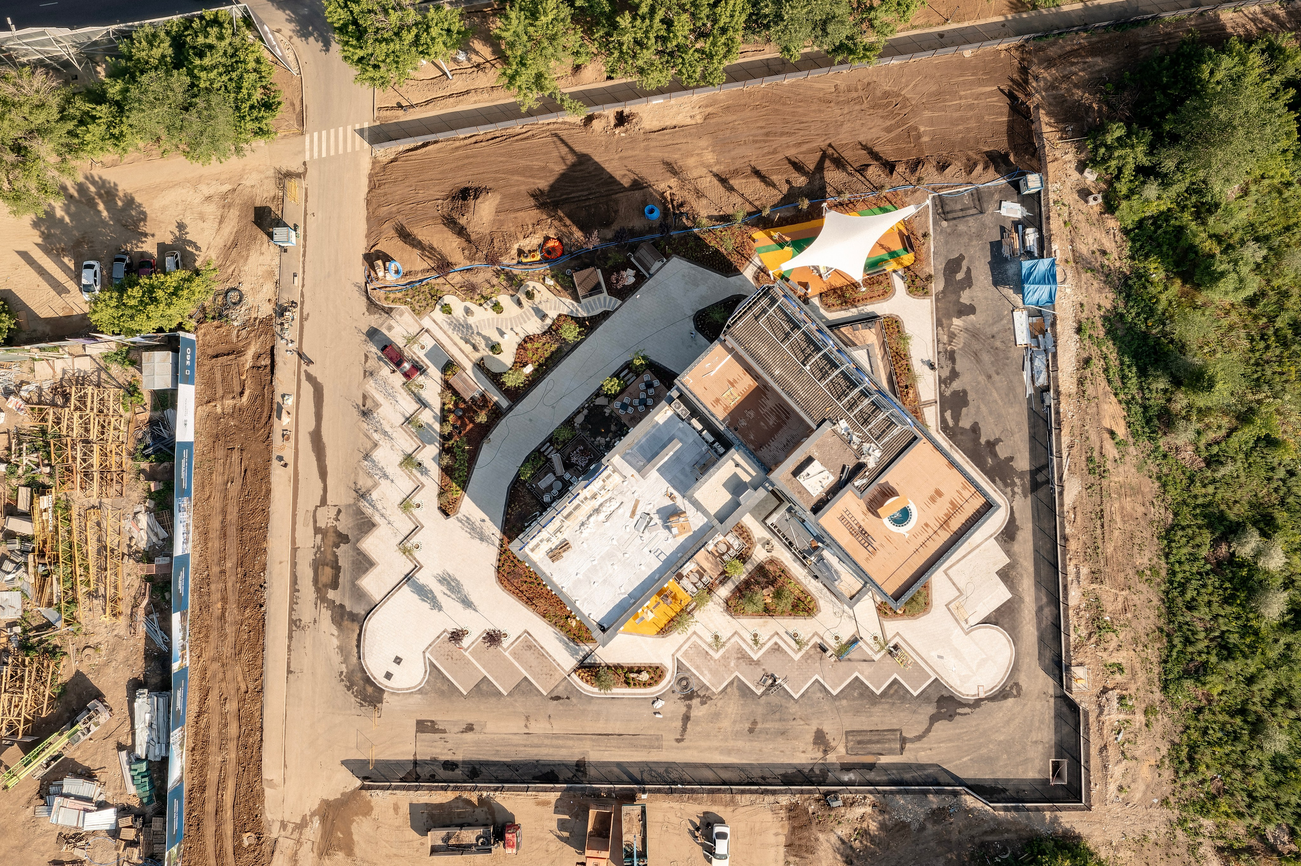 Алматы, ход строительства отдела продаж Bi Group Dream City Tech, июнь 2025. Интерьерный фотограф Алматы