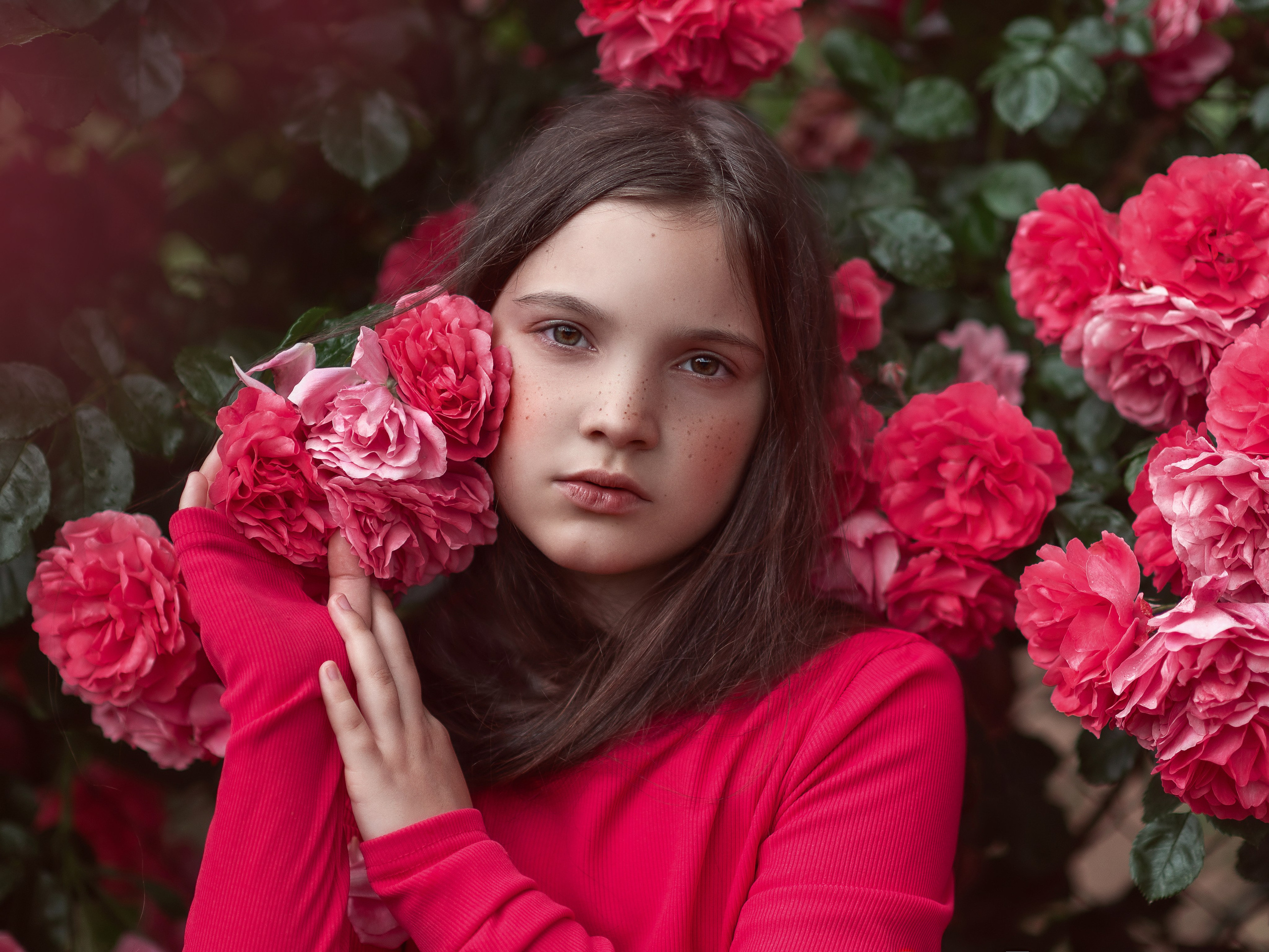 Фотограф с реквизитом и одеждой для фотосессии в Севастополе