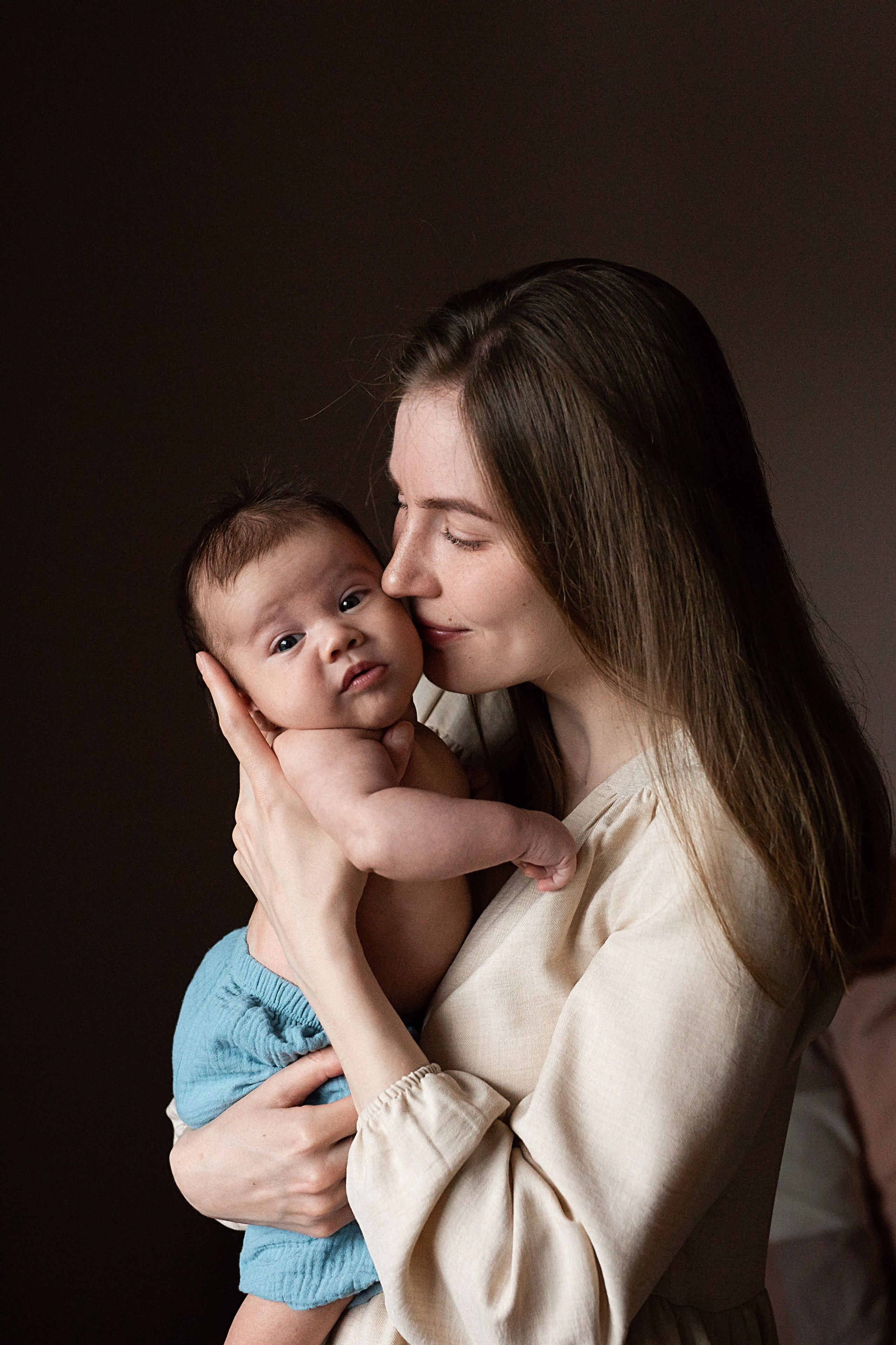 Оля, Андрей, Даня и Паша, домашняя фотосессия с грудничком. Семейный фотограф в Москве Марина Петра