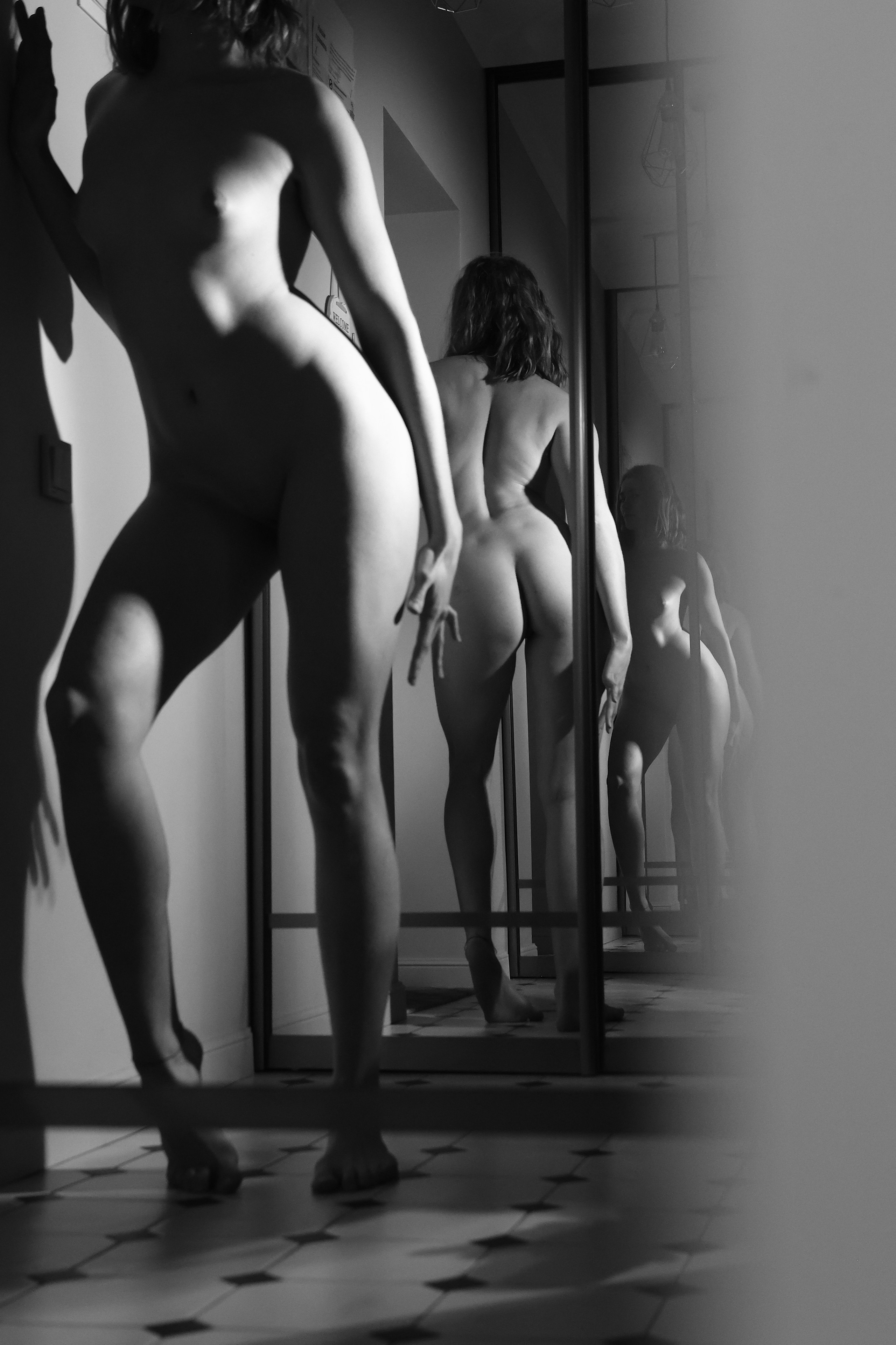 «Обнаженный свет» 18+. Арт-фотограф во Владивостоке Дмитрий Осипчук