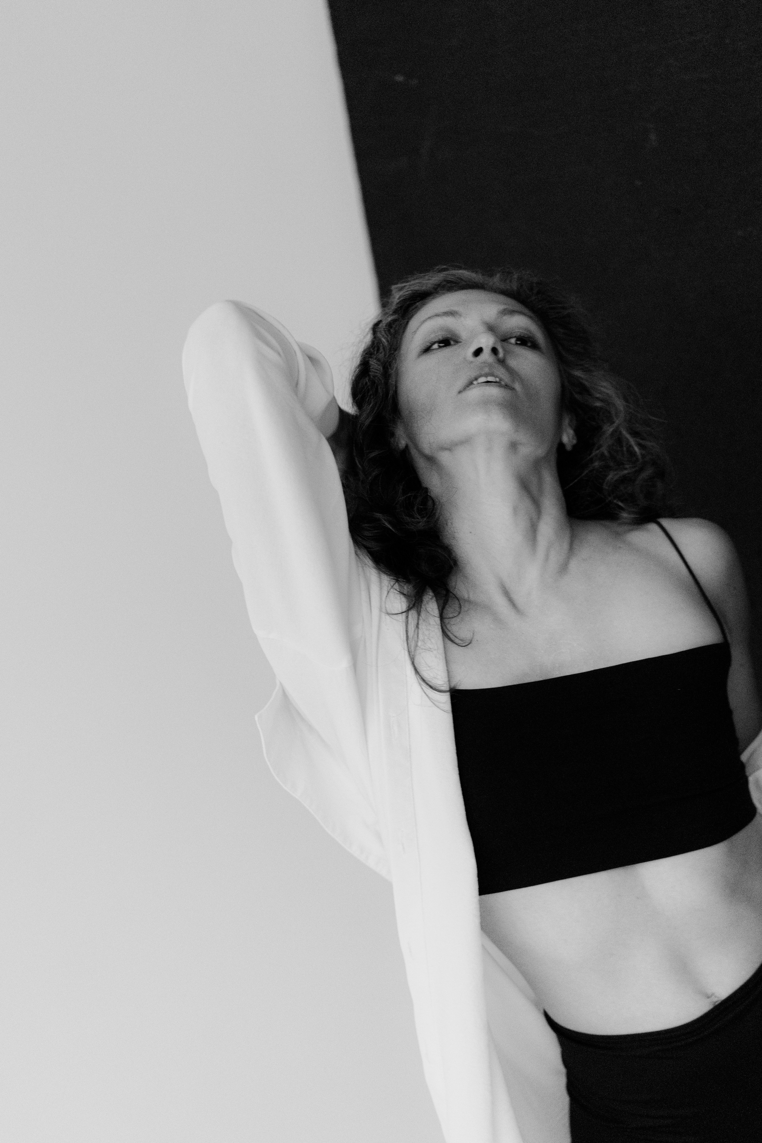 Чувственная фотосессия в студии. Женский фотограф в Красноярске