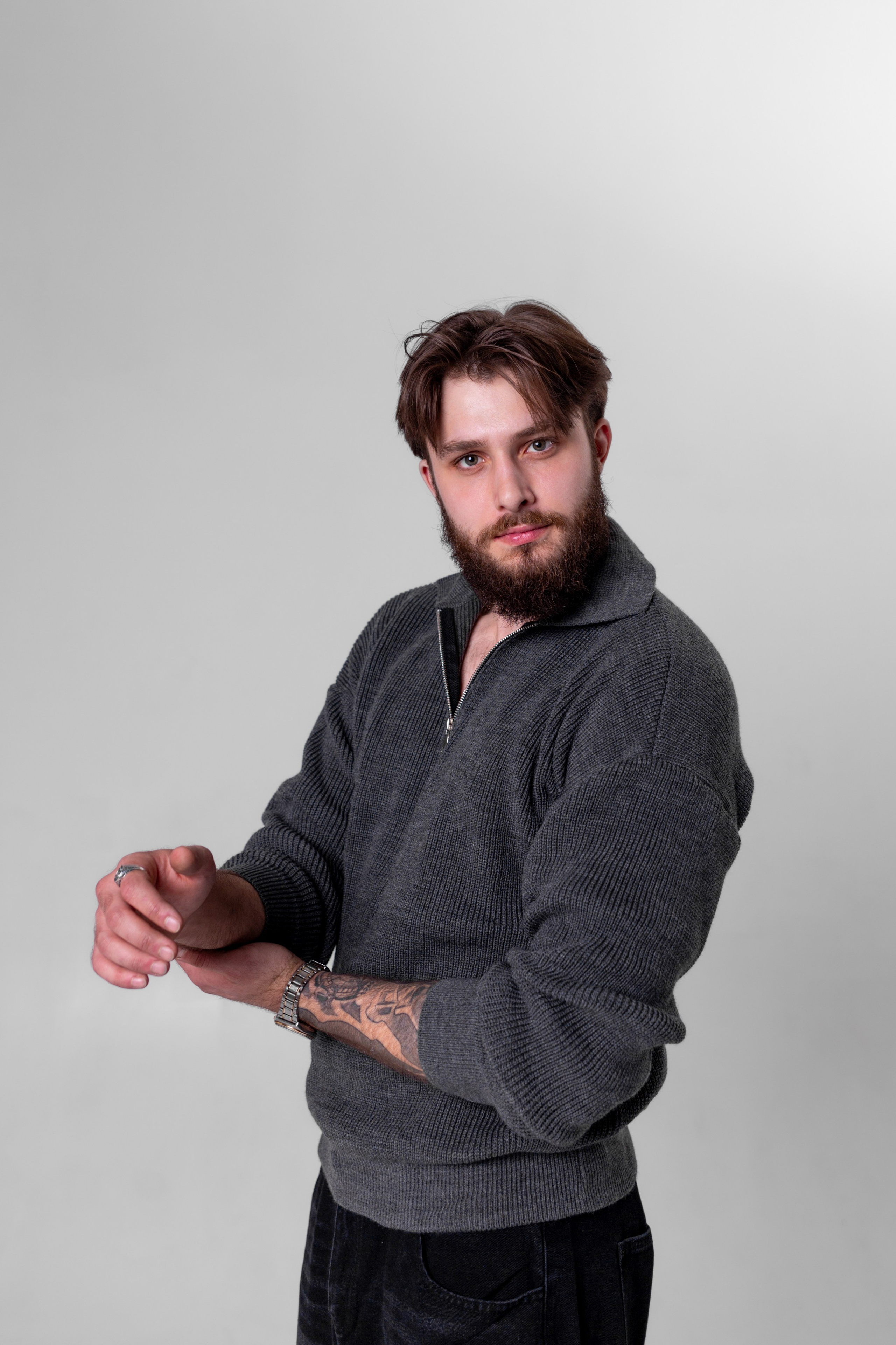 Фото одежды для маркетплейсов (Озон, Вайлдберриз, Яндекс.Маркет). Фотограф Анастасия Мухитдинова