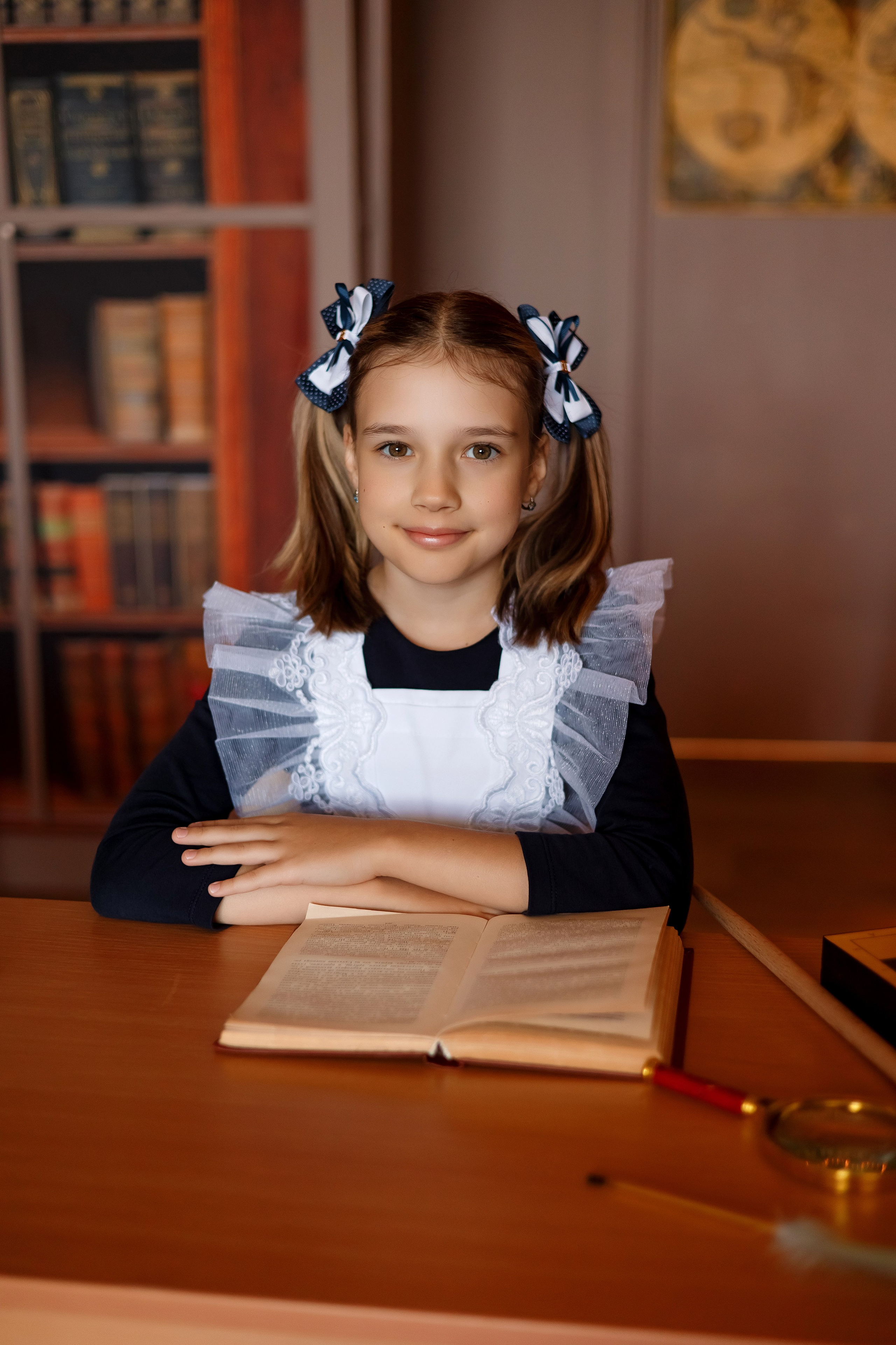 4 класс фотосессия в фотостудии. Фотограф Любовь Корниенко, Примоский край