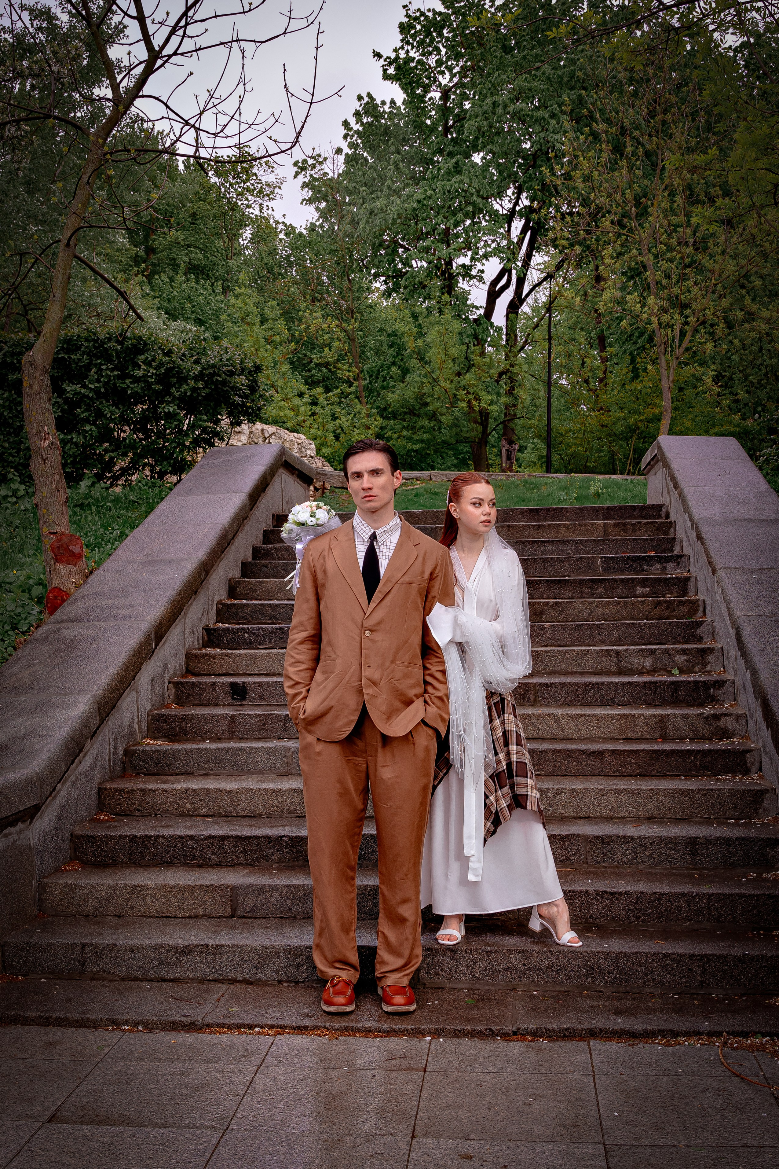 Свадьба под дождем «Марина-Марк». Свадебный/Портретный фотограф снимаю в Москве