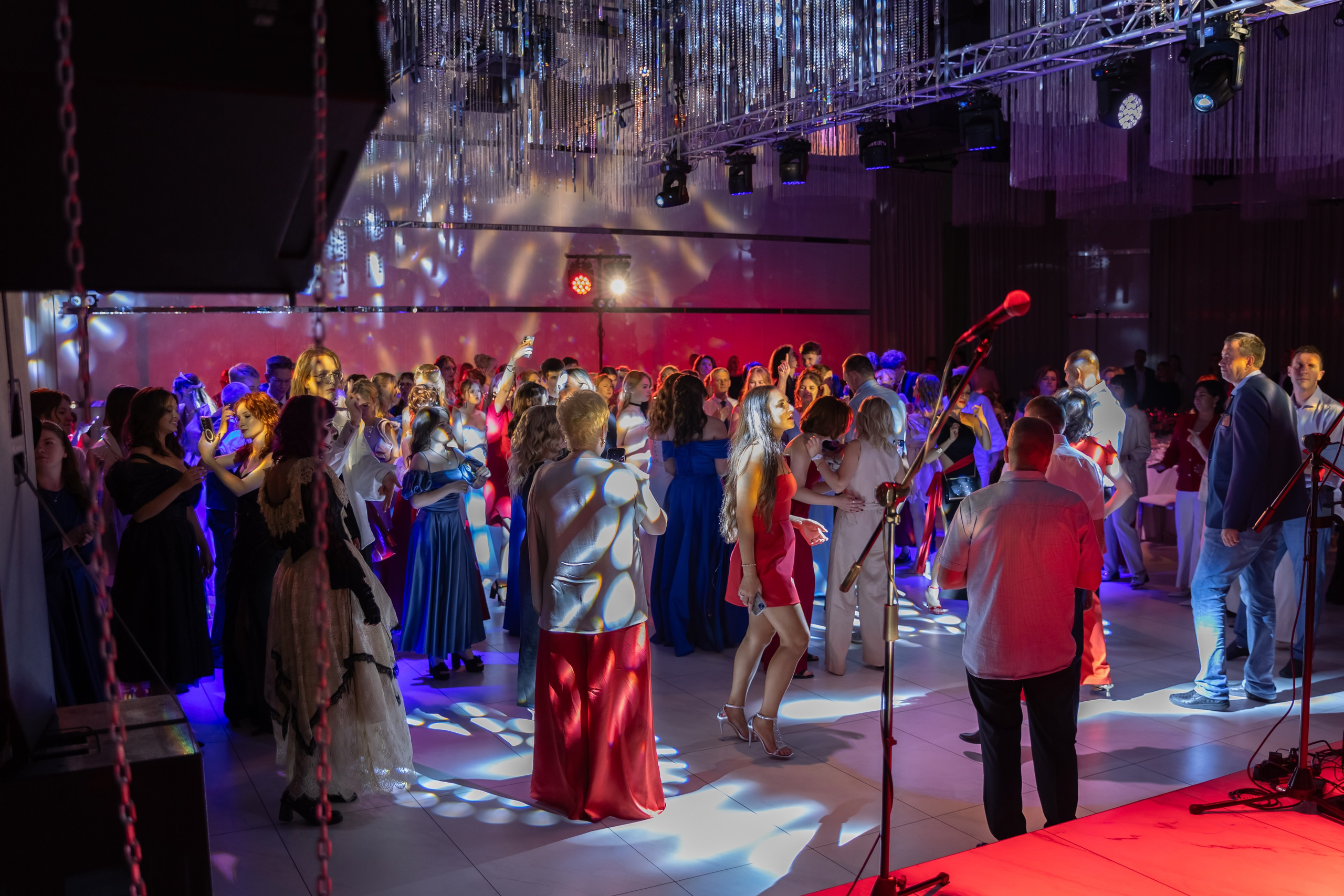 Выпускной 2025. Свадебный, репортажный фотограф Ирина Шкурина